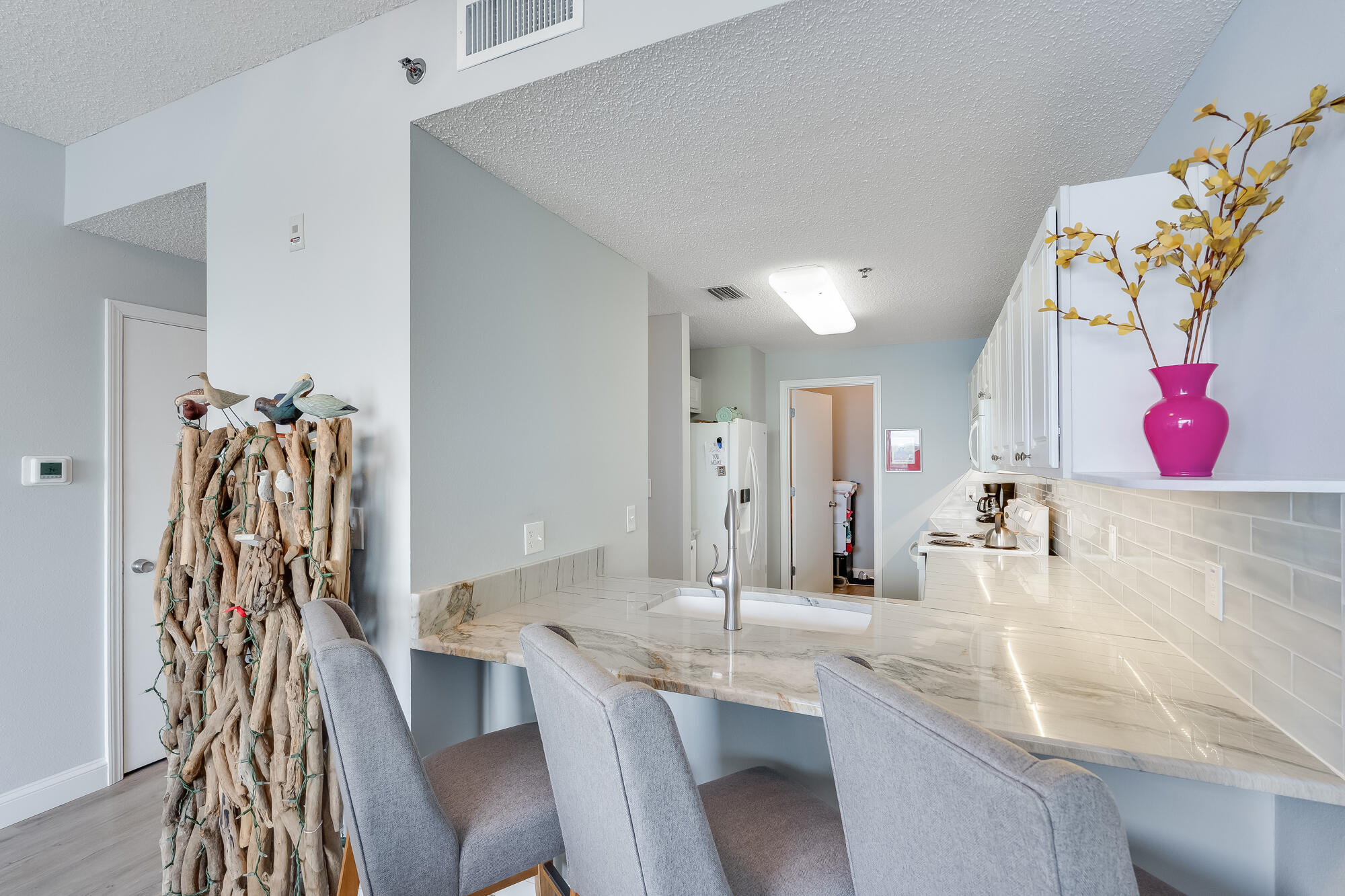 PALM COURT YACHT CLUB - Residential