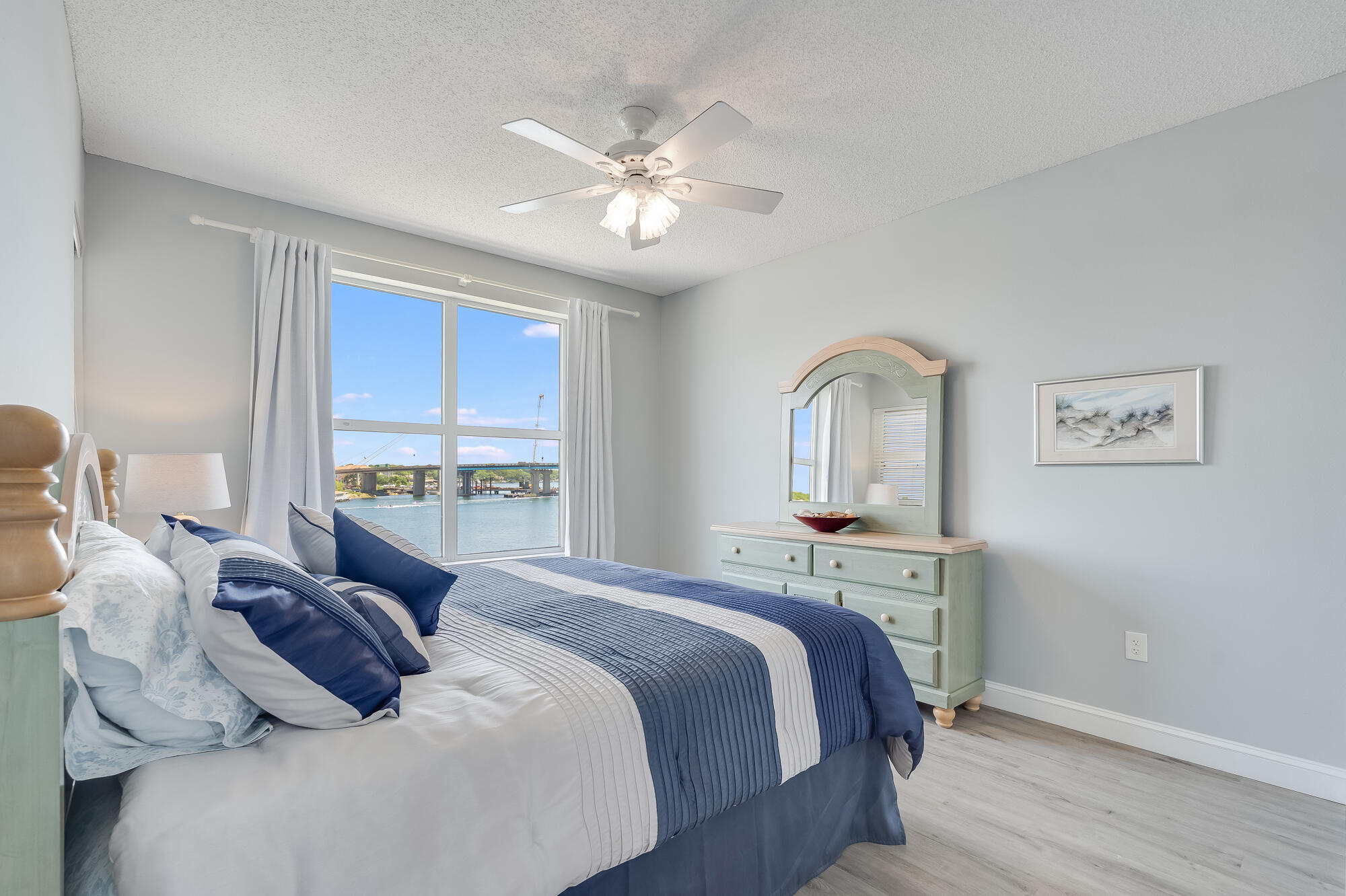 PALM COURT YACHT CLUB - Residential