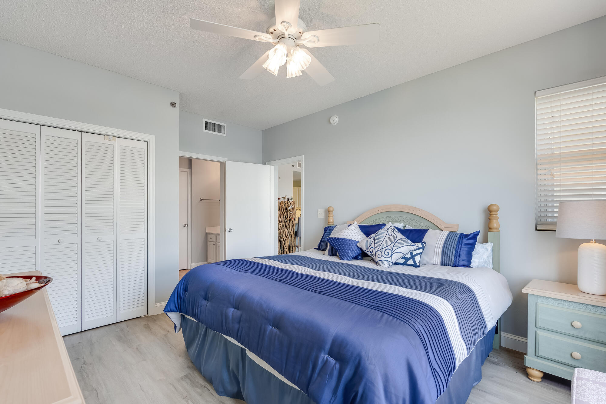 PALM COURT YACHT CLUB - Residential