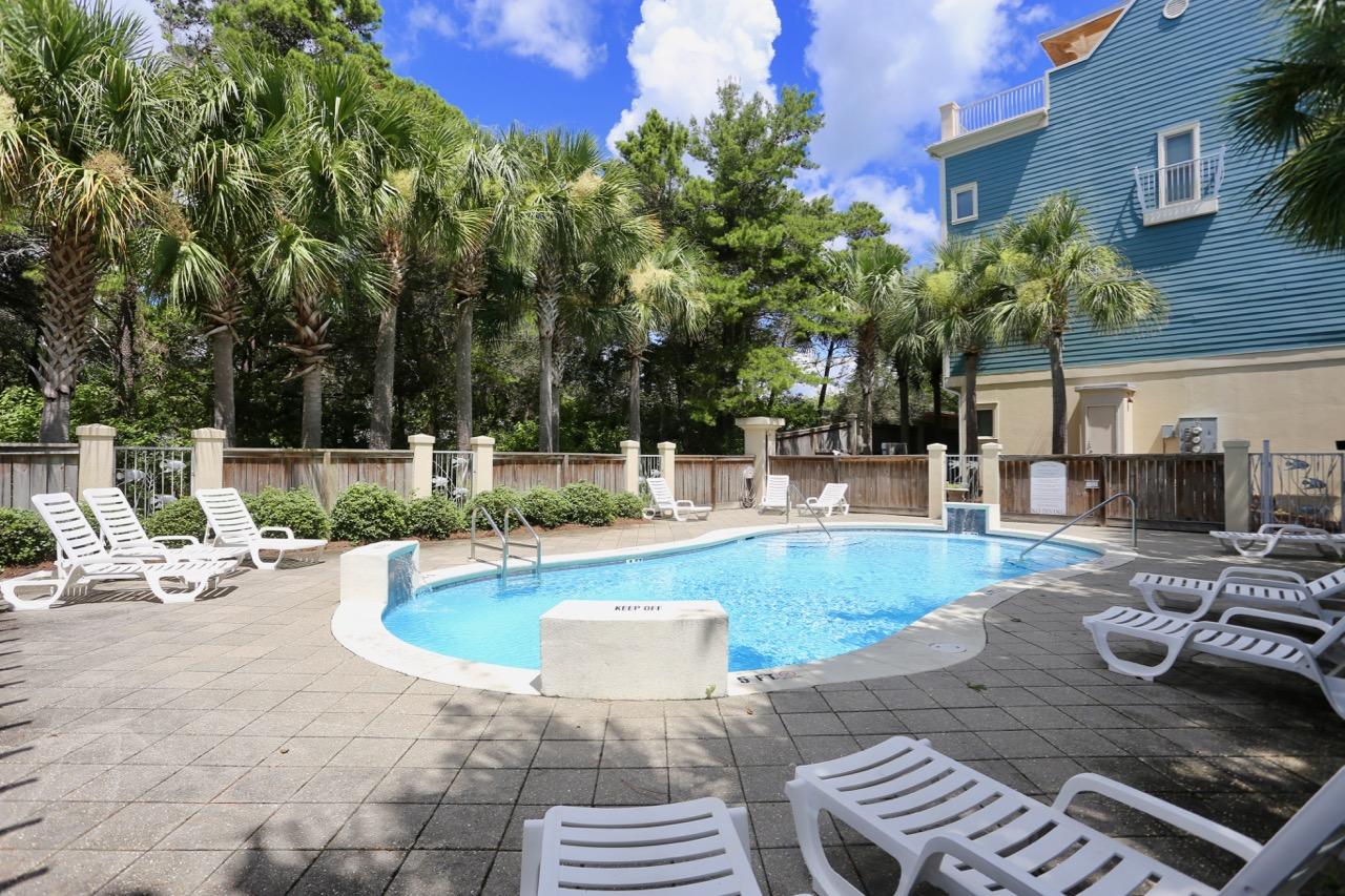 COASTAL DUNES - Residential