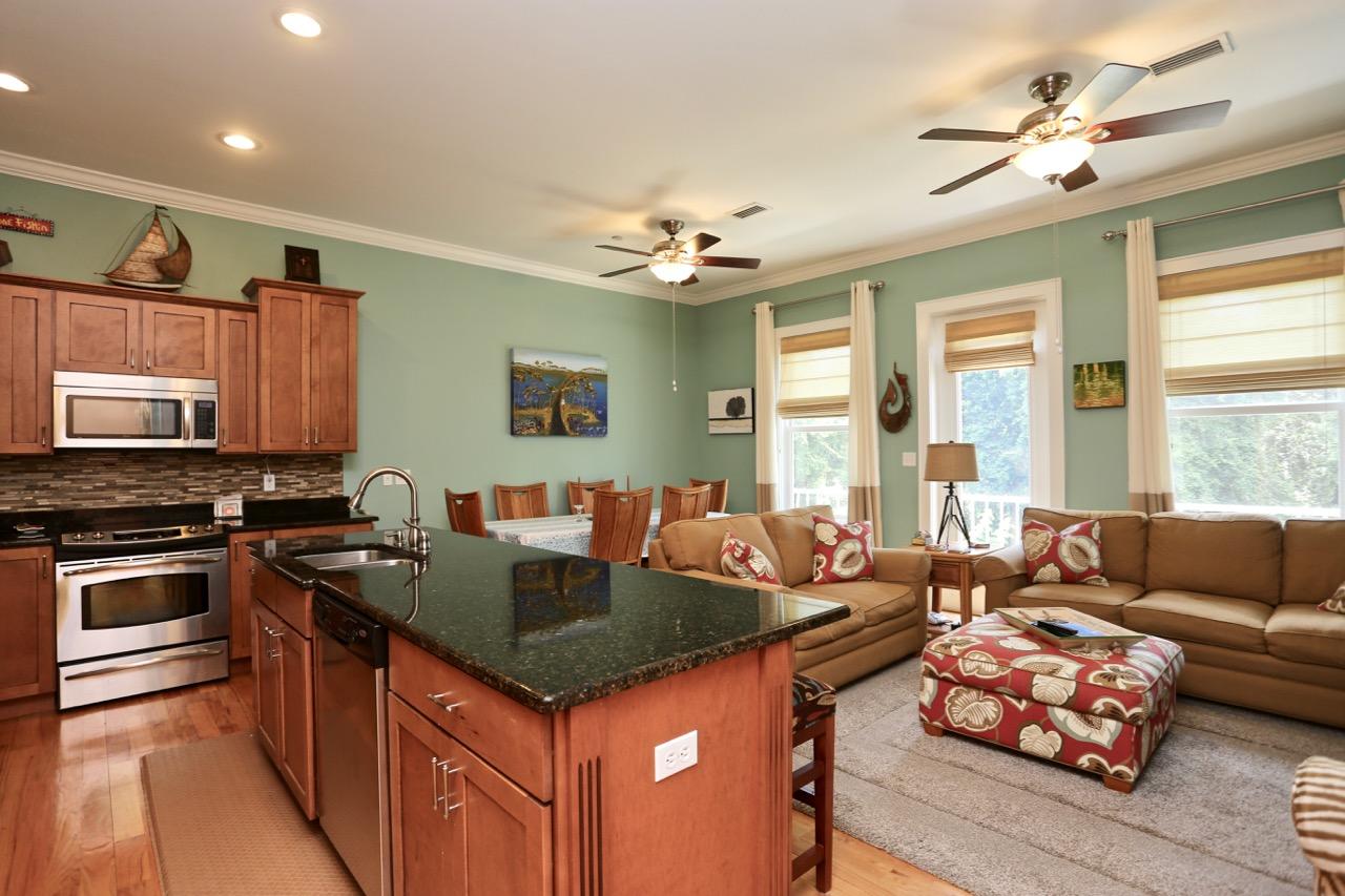 COASTAL DUNES - Residential