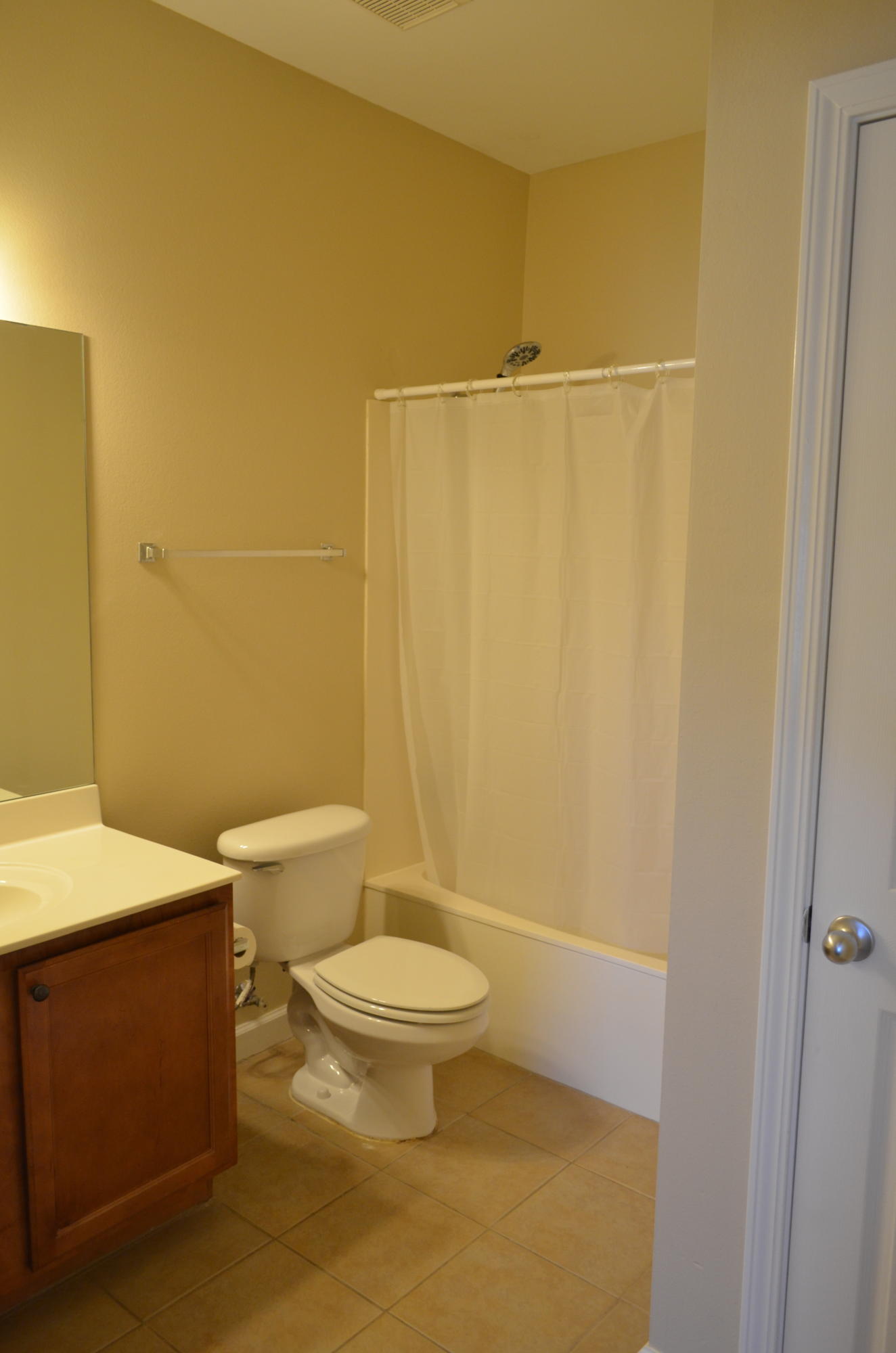 CARONDOLET - Residential Lease