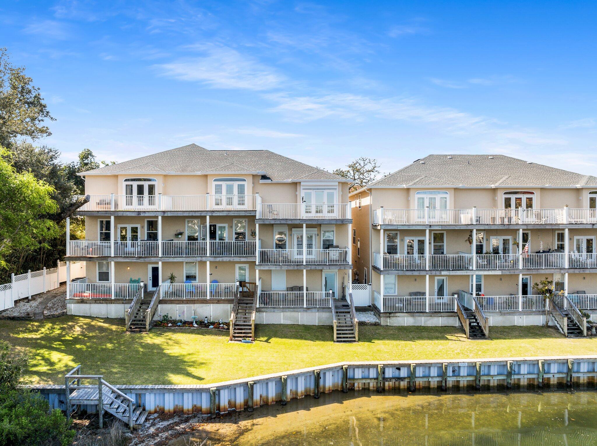 Massalina Bayou Townhouses - Residential
