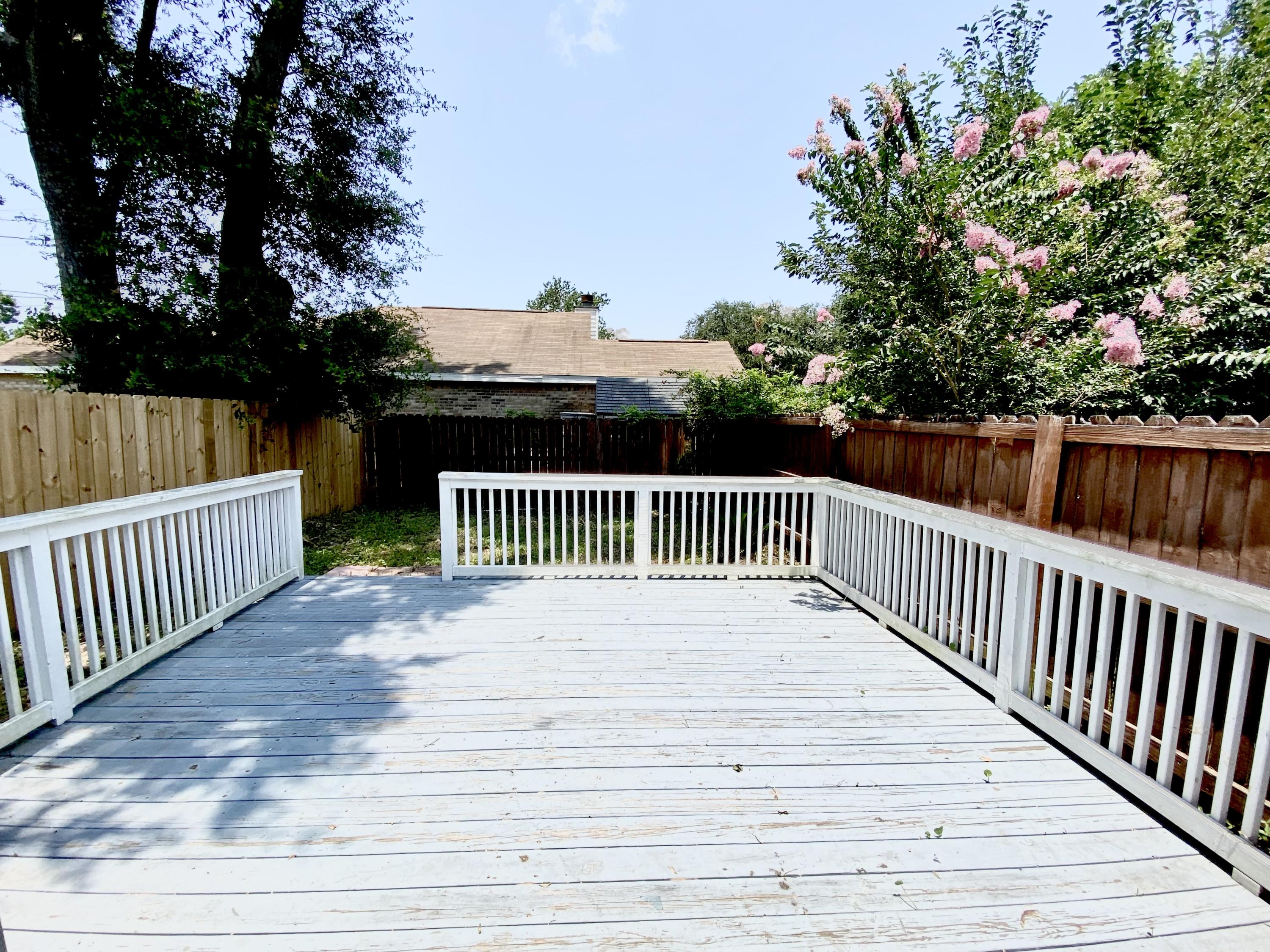 PINE RIDGE TRACE RE/SUB - Residential