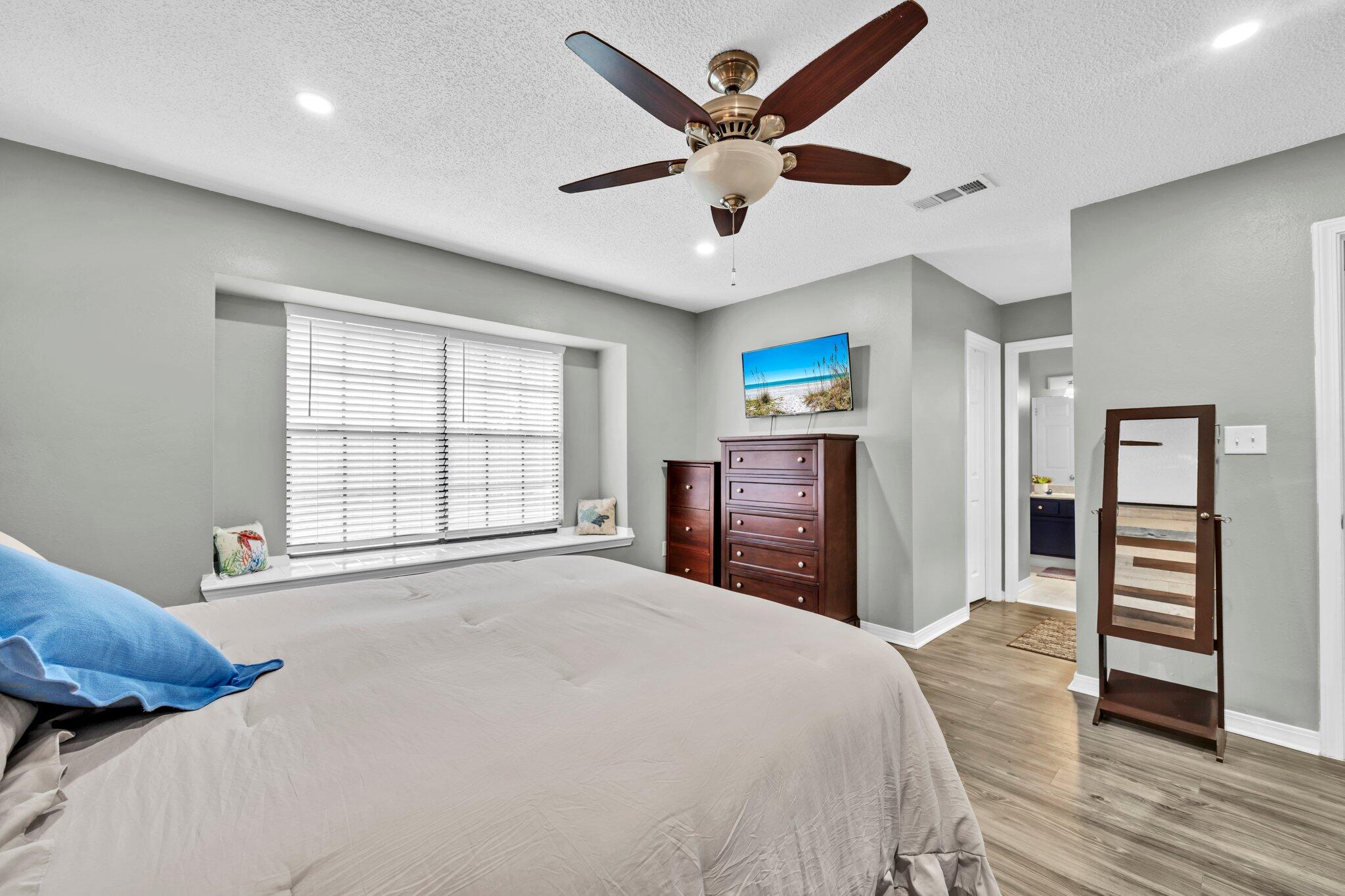 CREEKSIDE 4 - Residential
