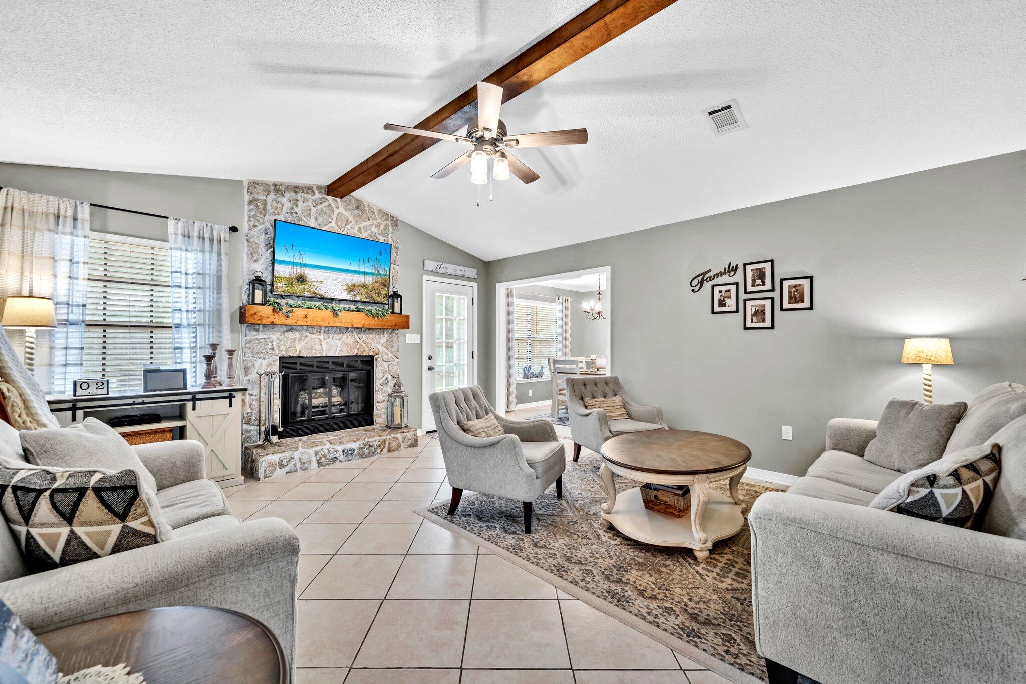CREEKSIDE 4 - Residential