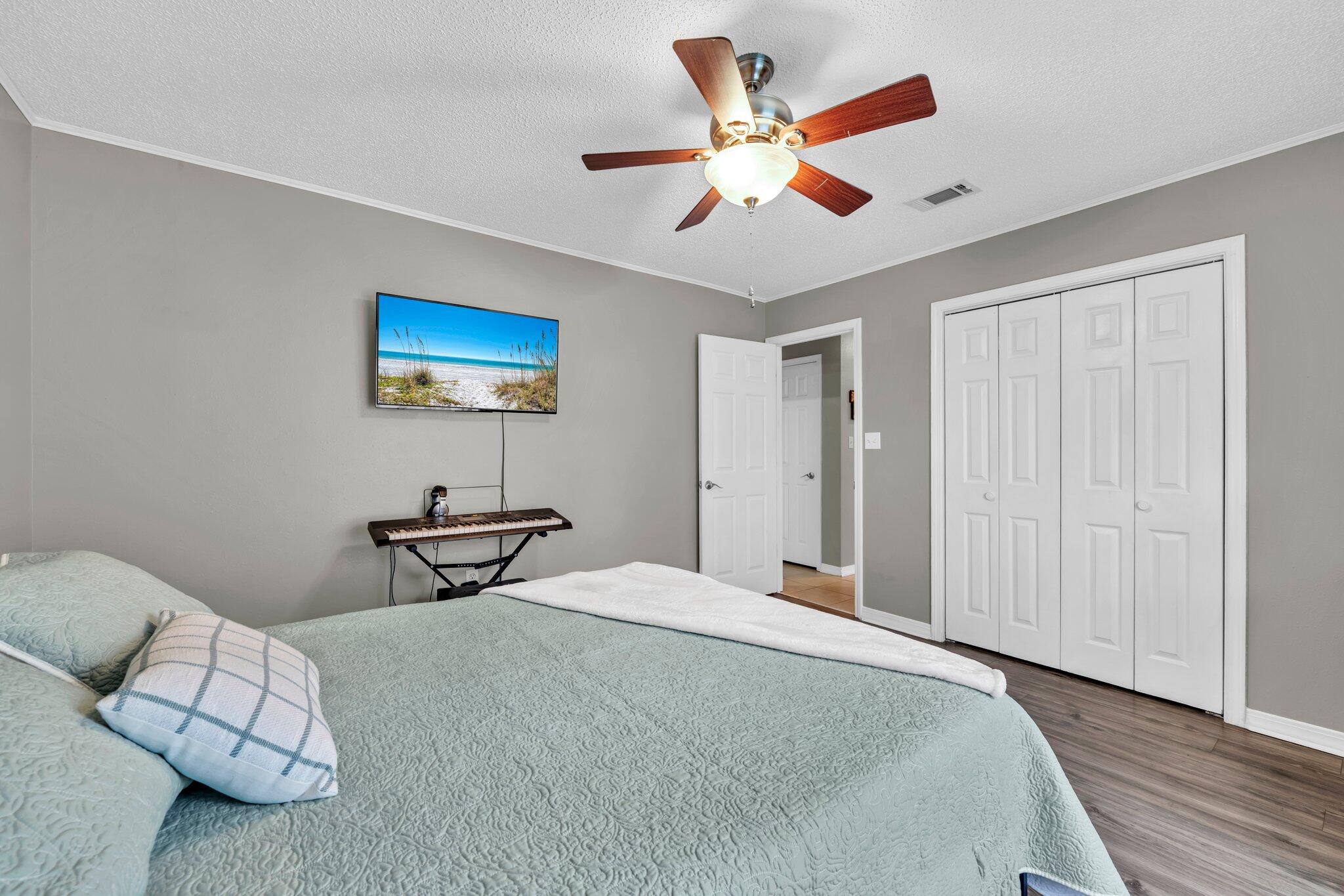 CREEKSIDE 4 - Residential
