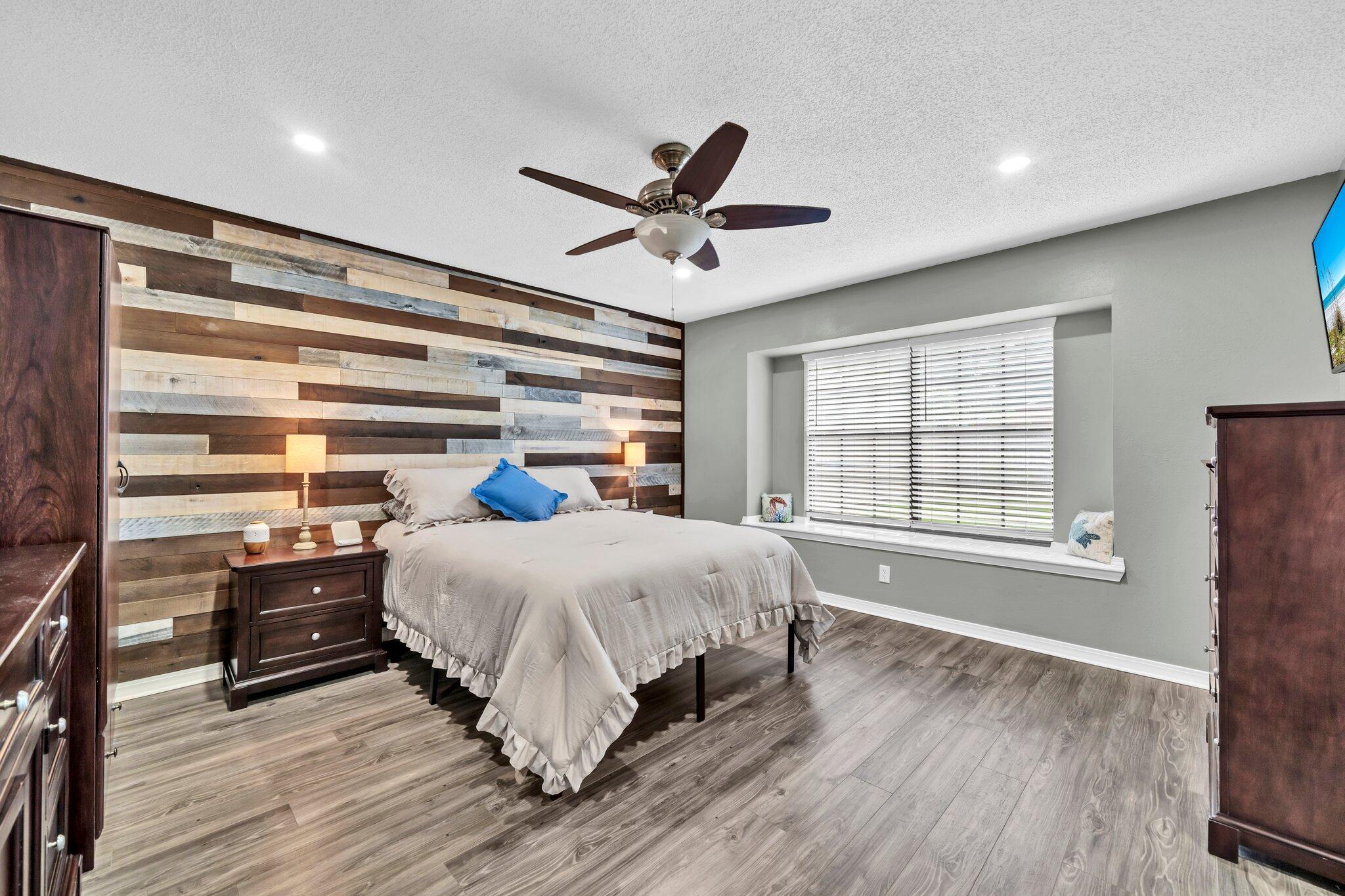CREEKSIDE 4 - Residential