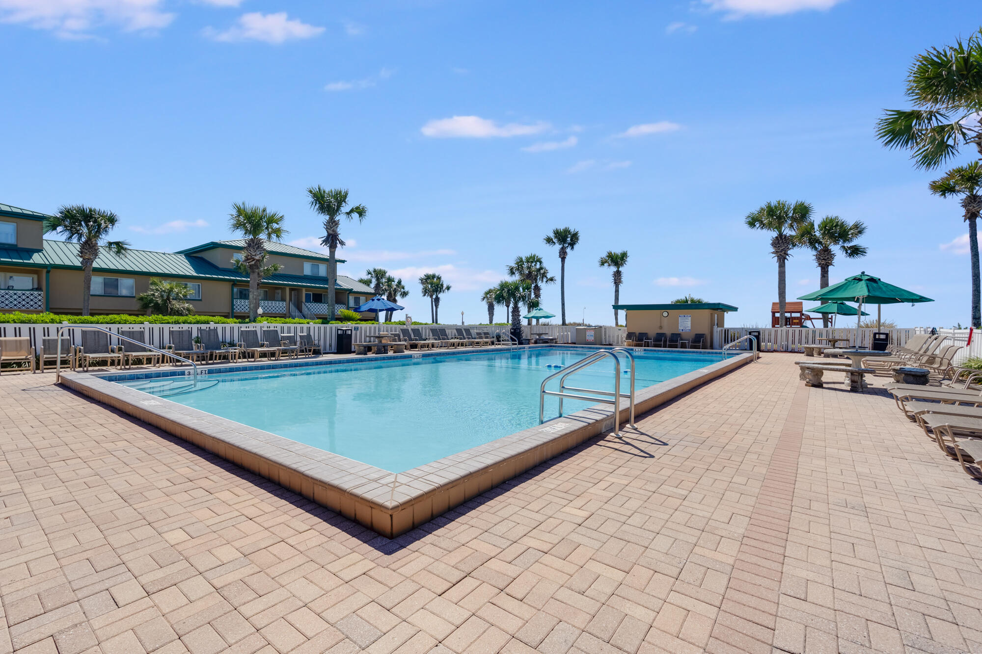 SEASPRAY CONDO - Residential