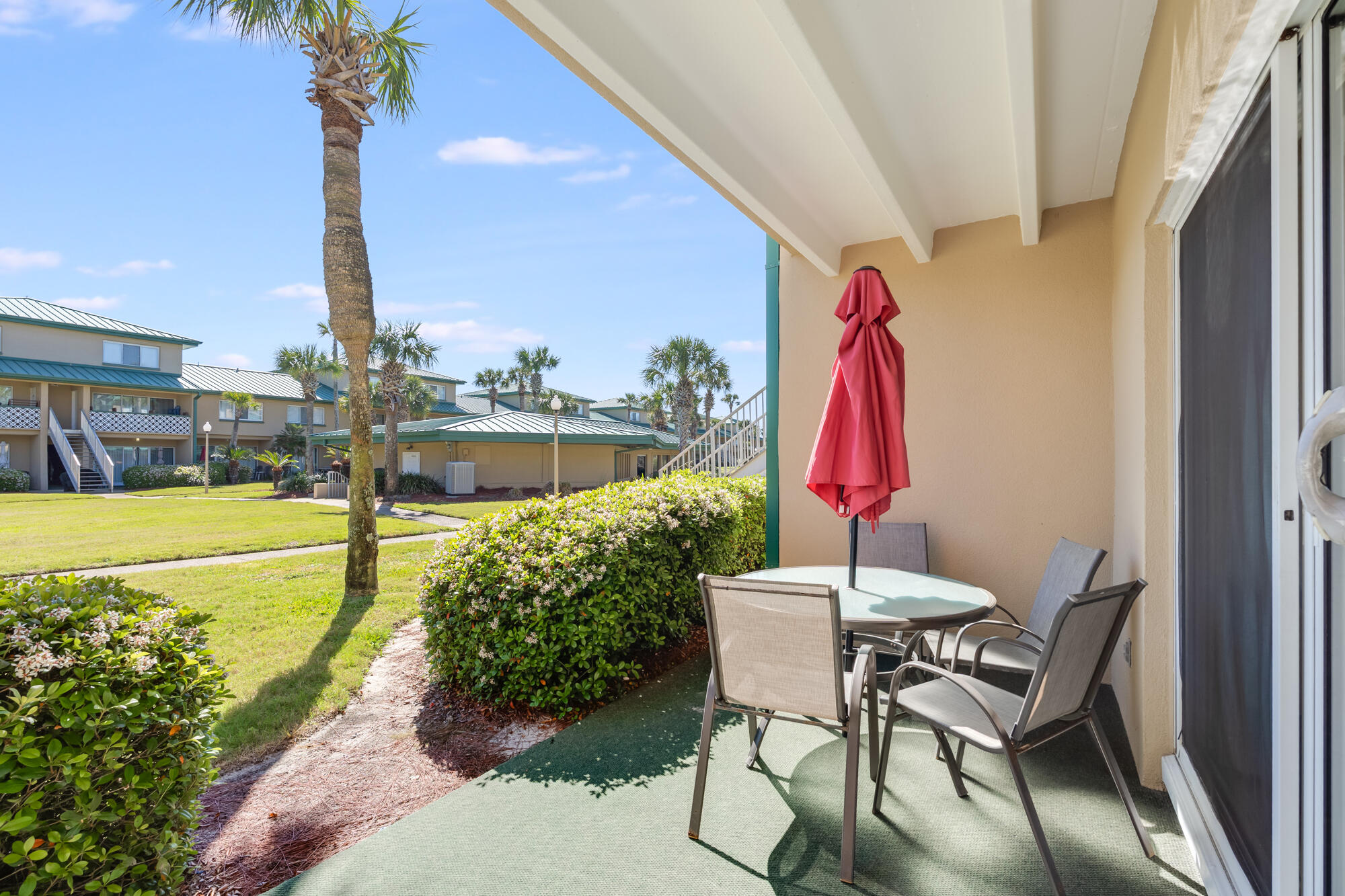 SEASPRAY CONDO - Residential