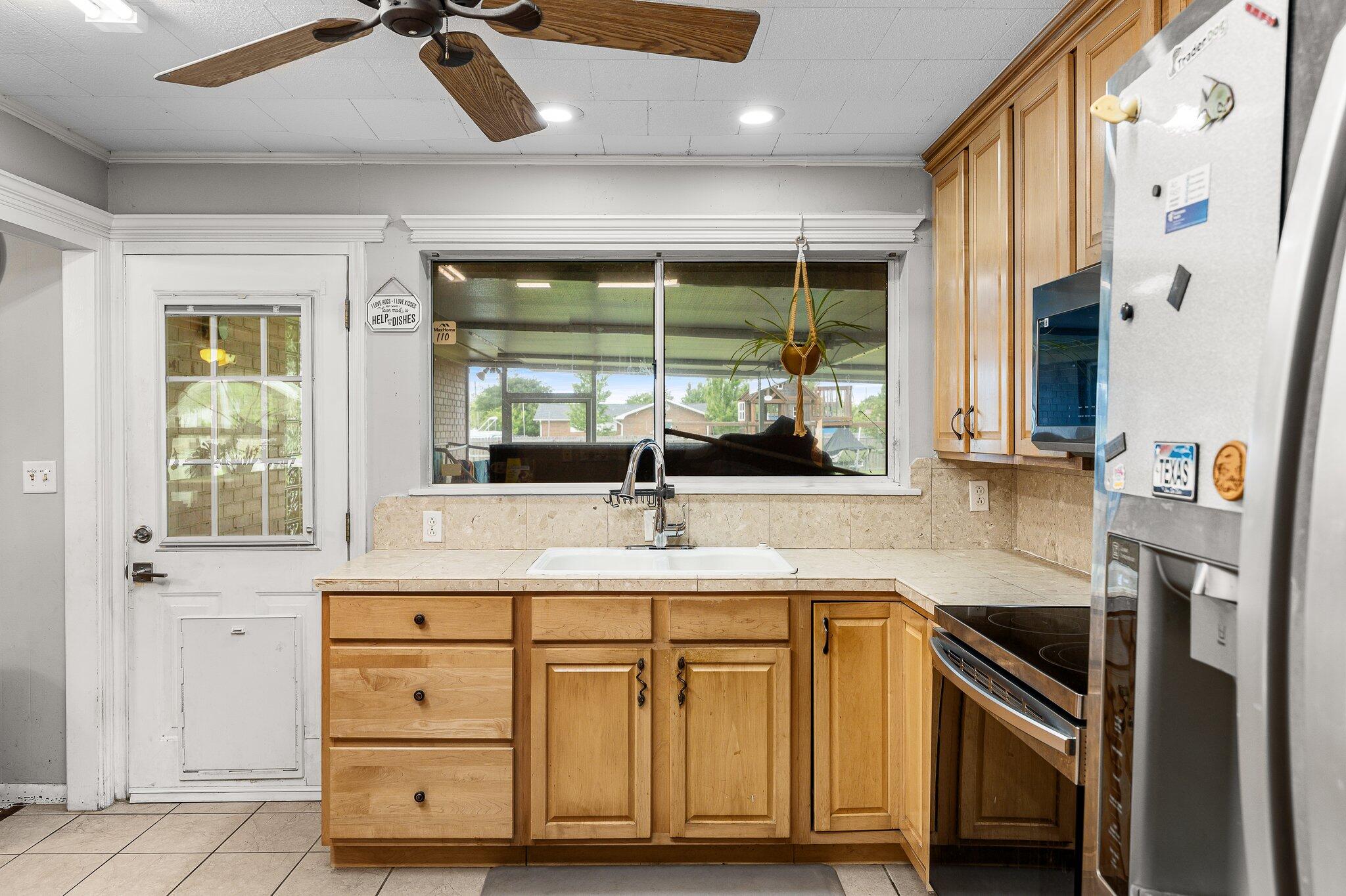 NO RECORDED SUBDIVISION - Residential