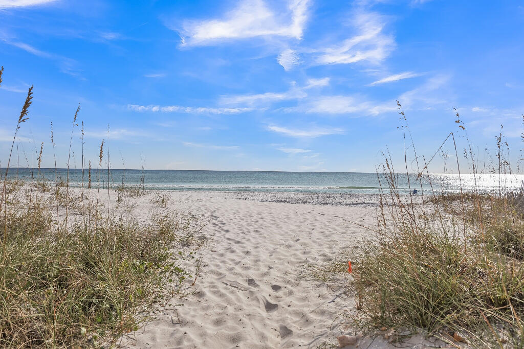 GULFSIDE COTTAGES S/D - Residential