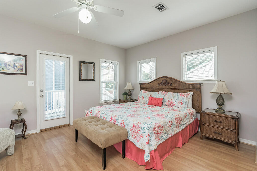 GULFSIDE COTTAGES S/D - Residential