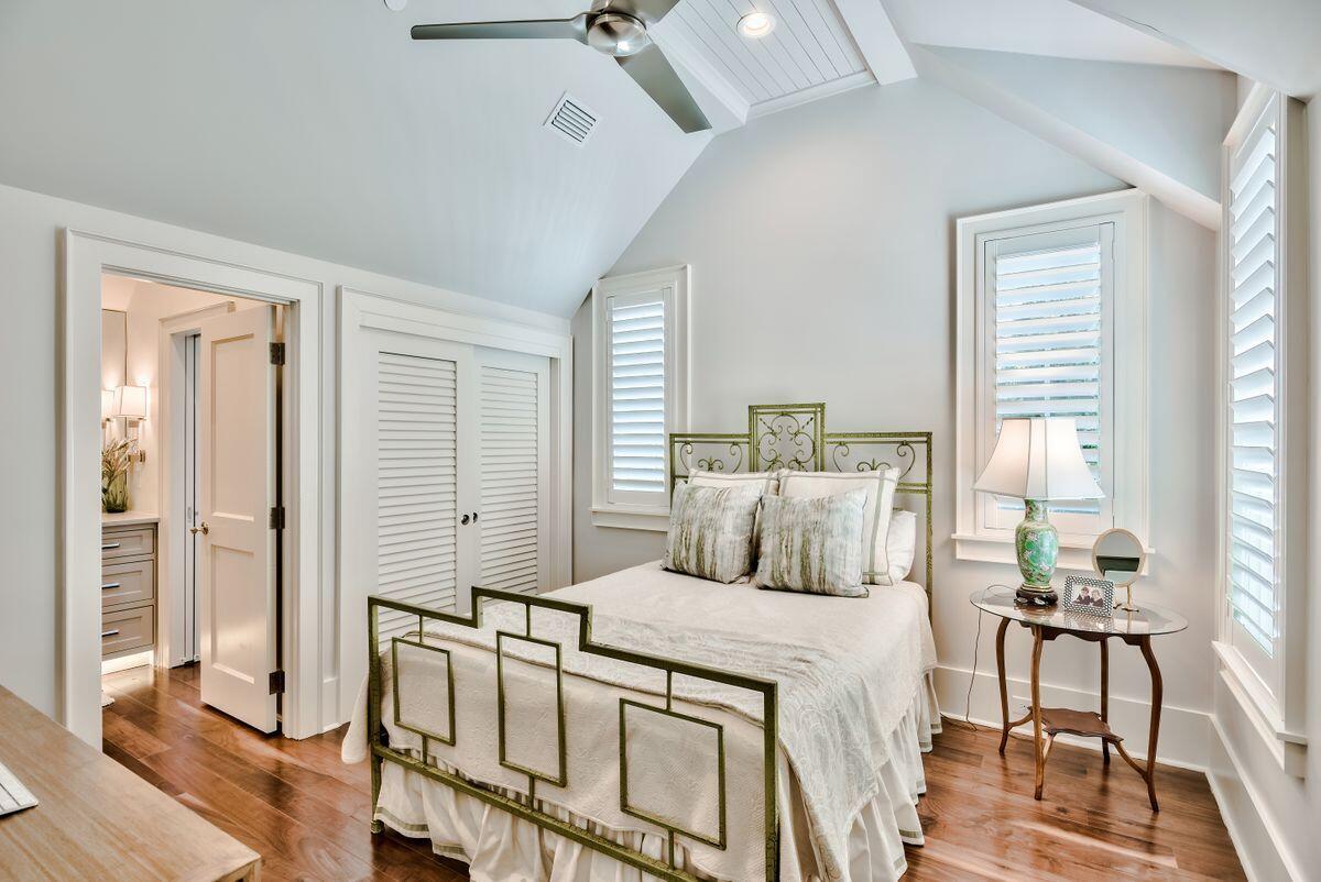 DRAPER LAKE COASTAL VILLAGE - Residential