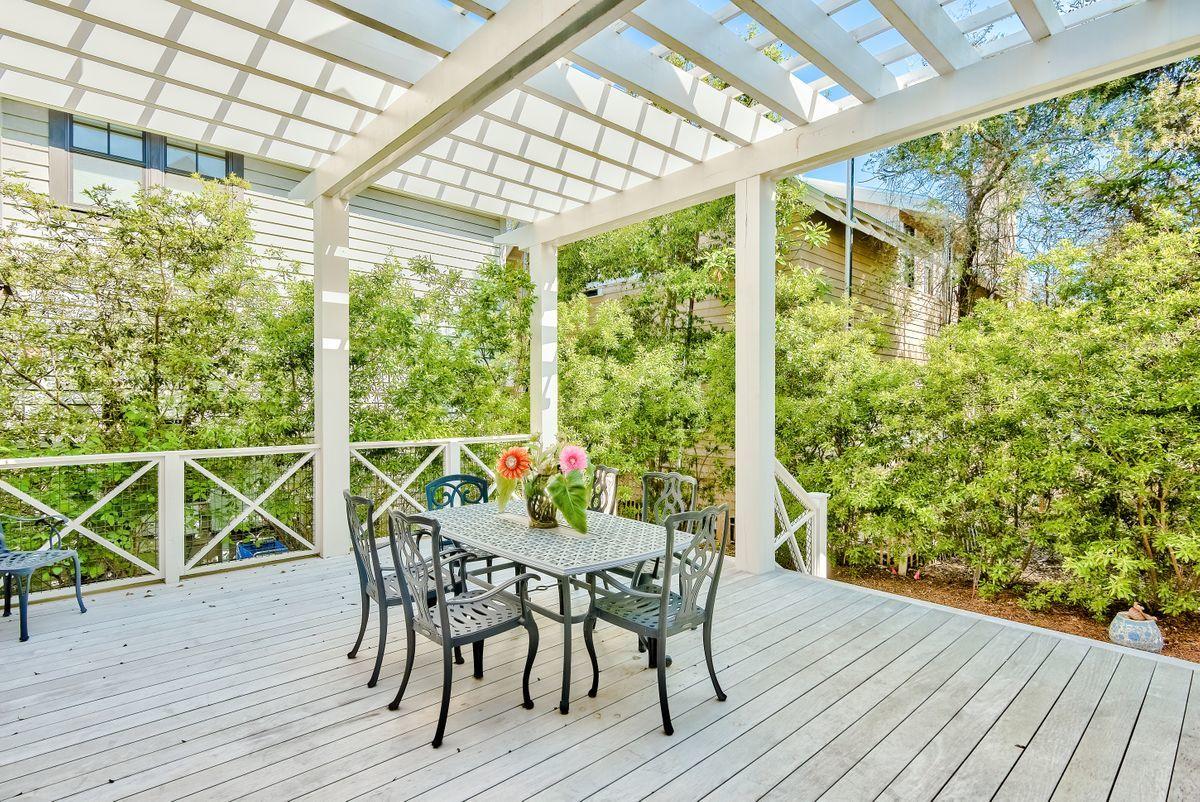 DRAPER LAKE COASTAL VILLAGE - Residential