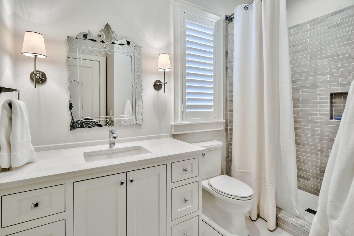 DRAPER LAKE COASTAL VILLAGE - Residential
