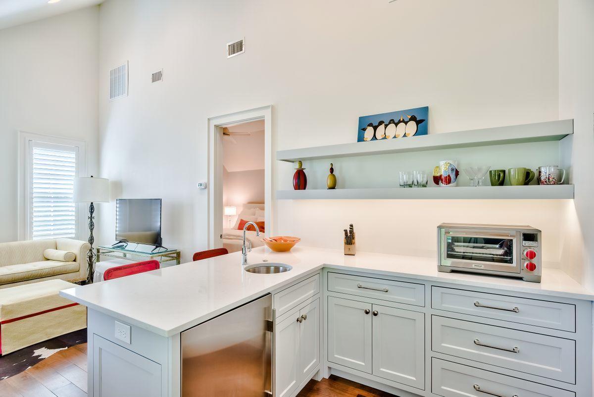 DRAPER LAKE COASTAL VILLAGE - Residential