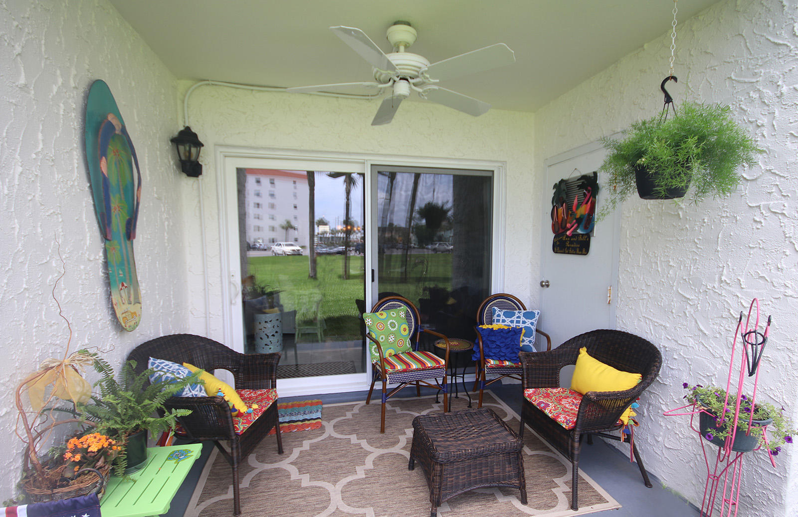 EL MATADOR CONDO - Residential