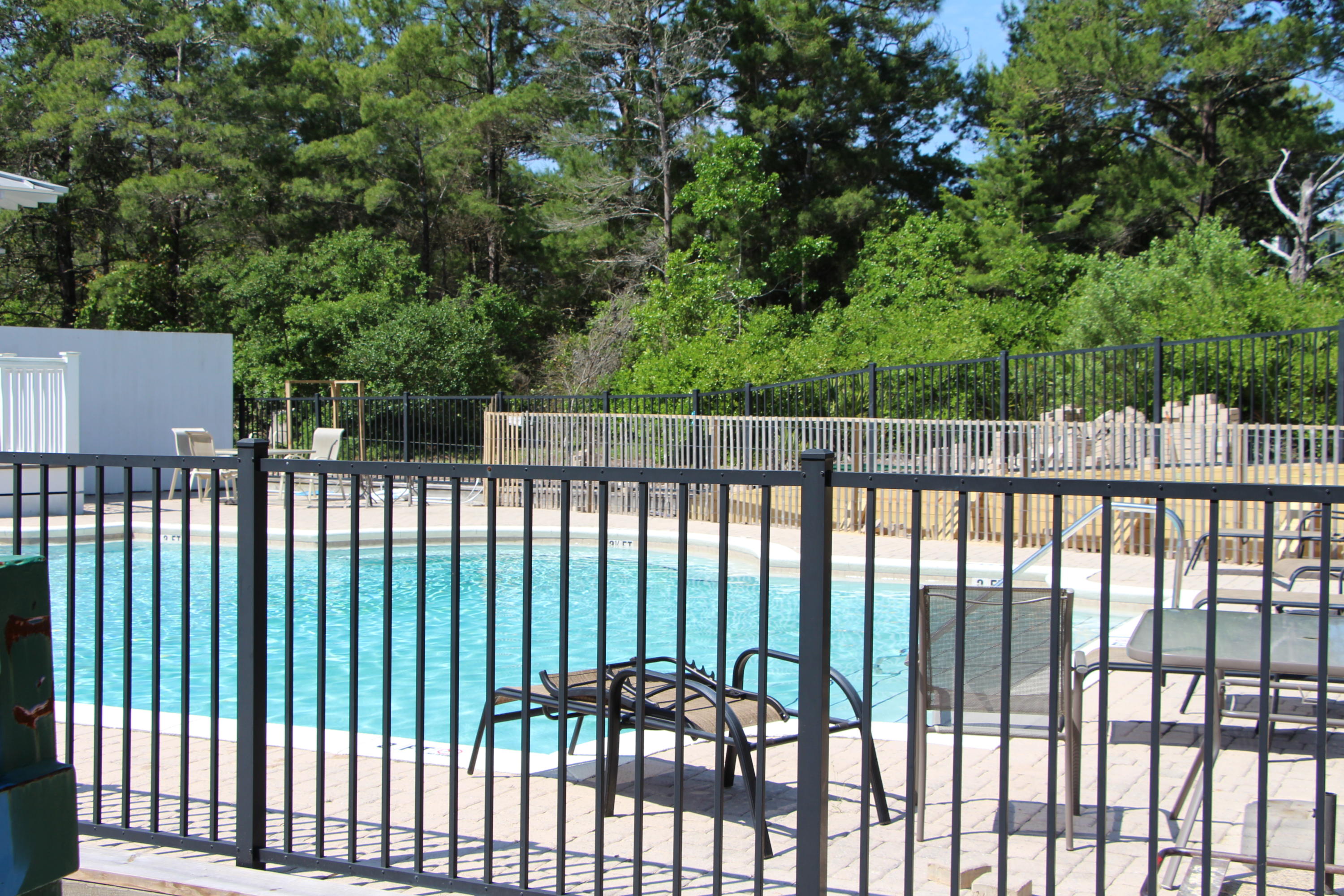 LAKESIDE AT BLUE MOUNTAIN BEACH - Residential