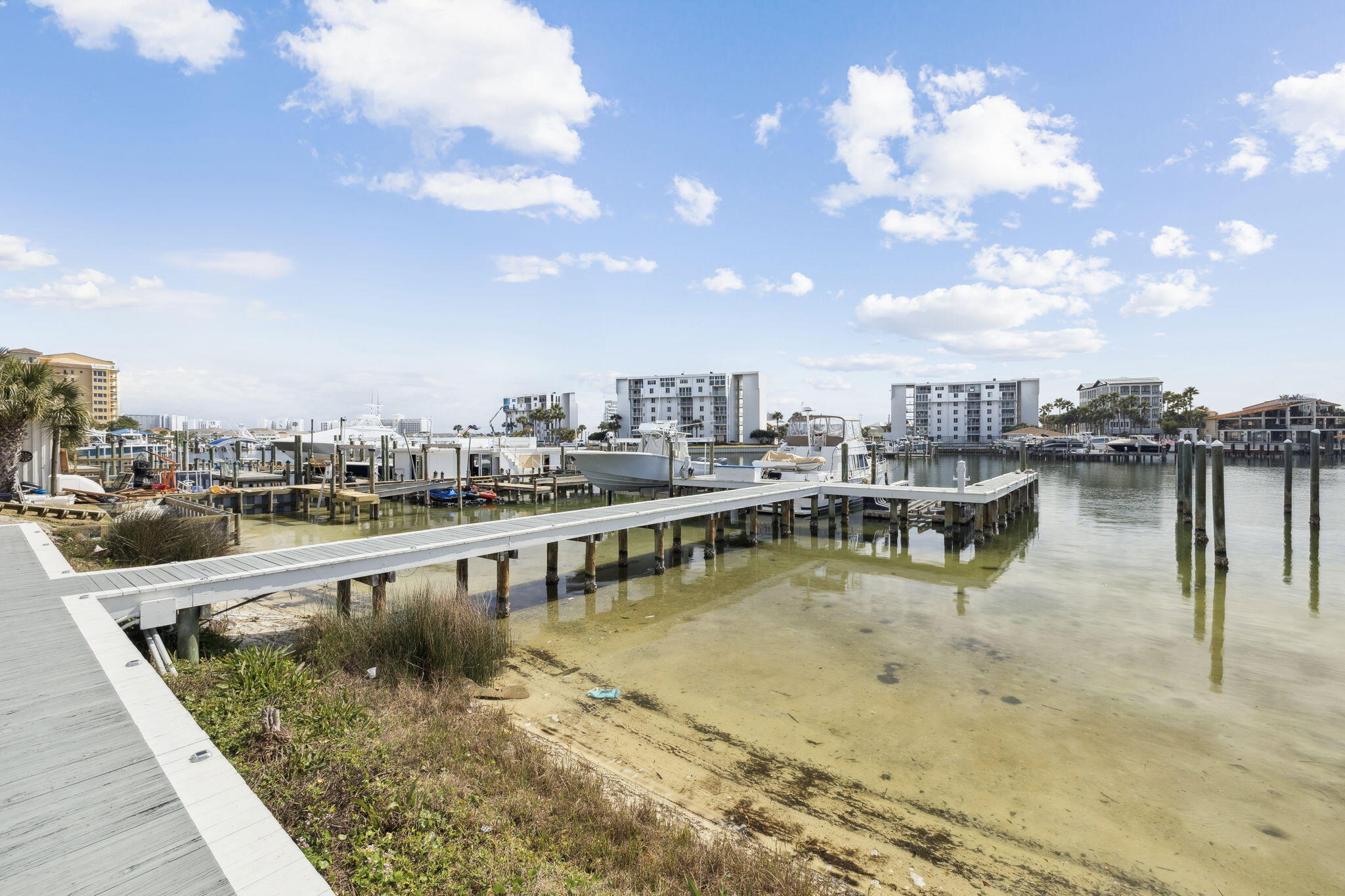 The Retreat at Old Pass - Residential