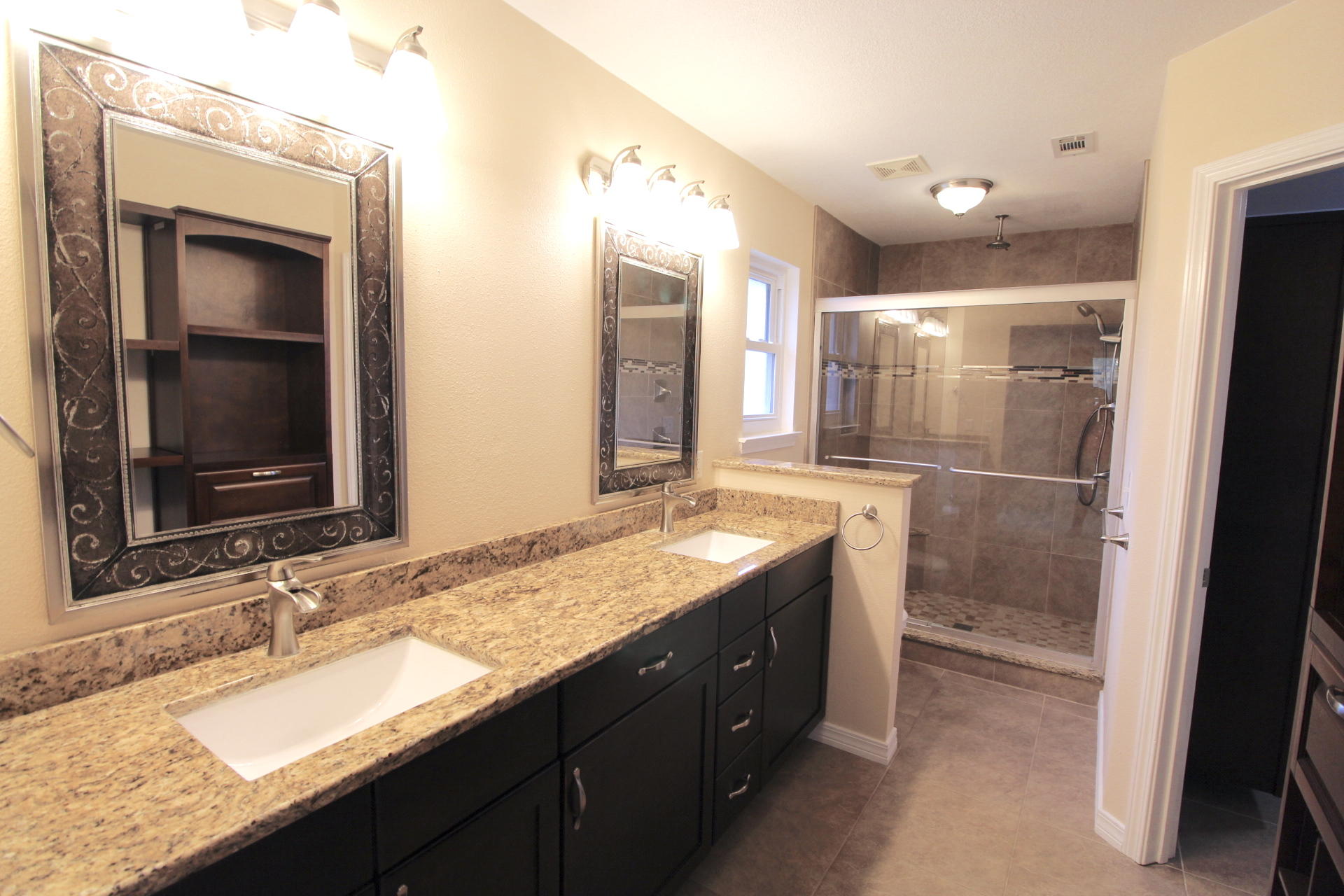 EMERALD VILLAGE S/D - Residential