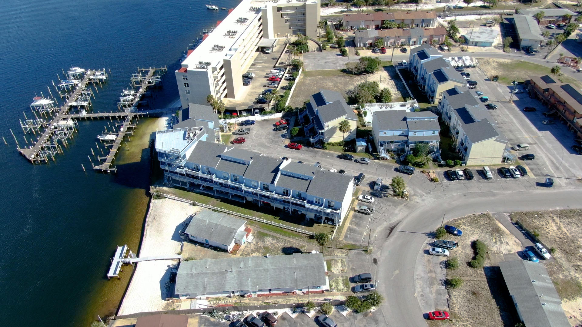 COMMODORES LANDING 2-B - Residential