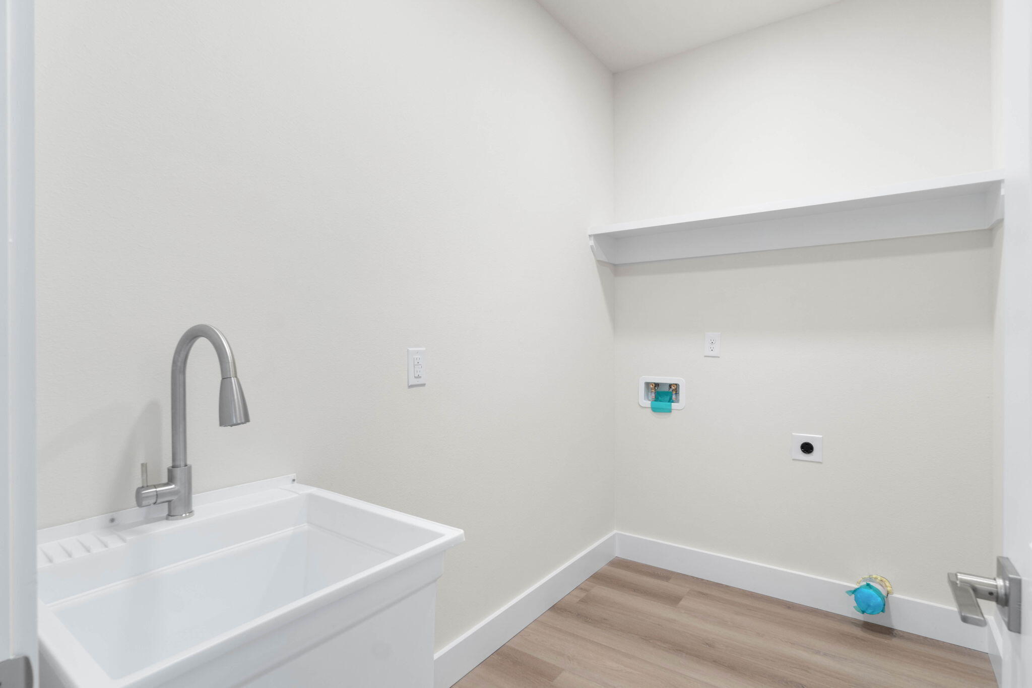 NONESUCH WAY - Residential