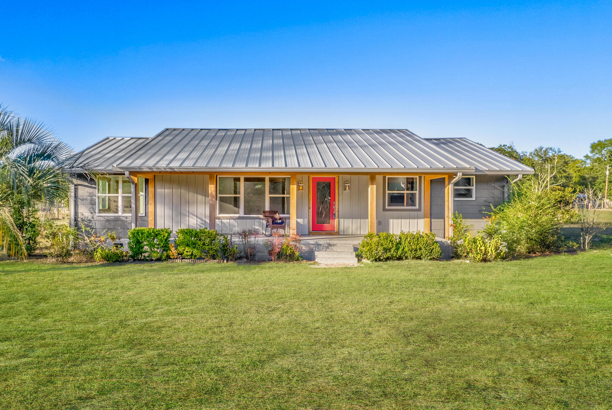 NO RECORDED SUBDIVISION - Residential