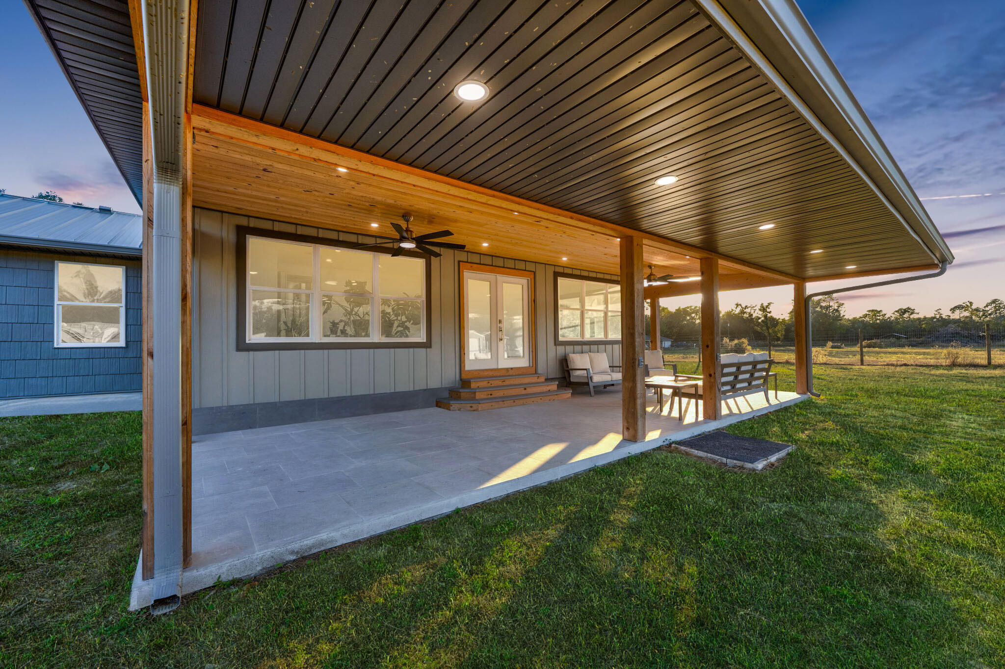 NO RECORDED SUBDIVISION - Residential