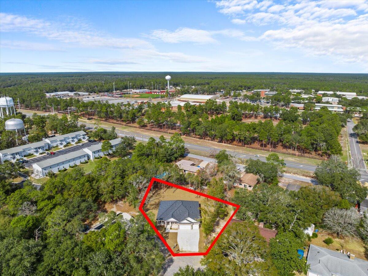 COLLEGE WOOD - Residential