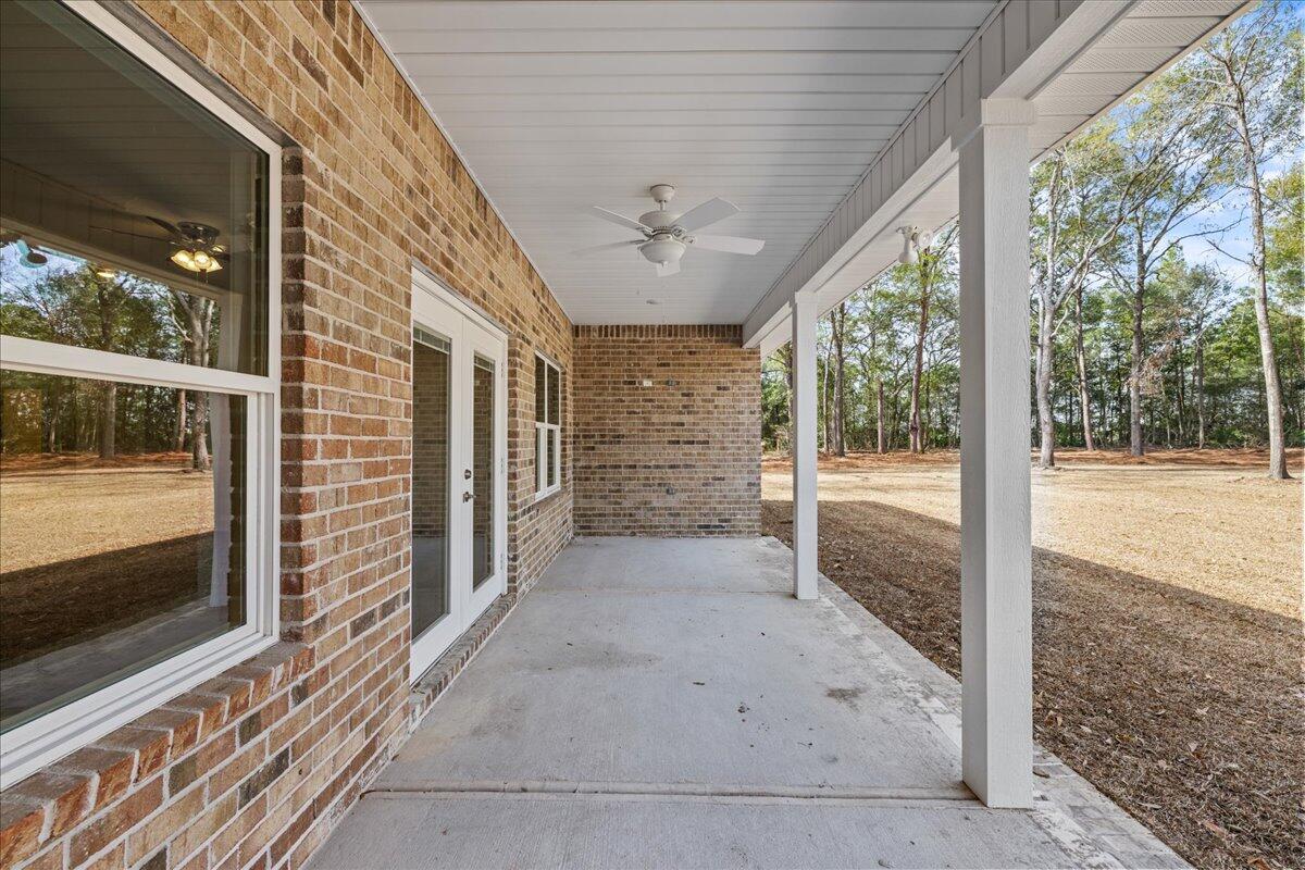 COLLEGE WOOD - Residential