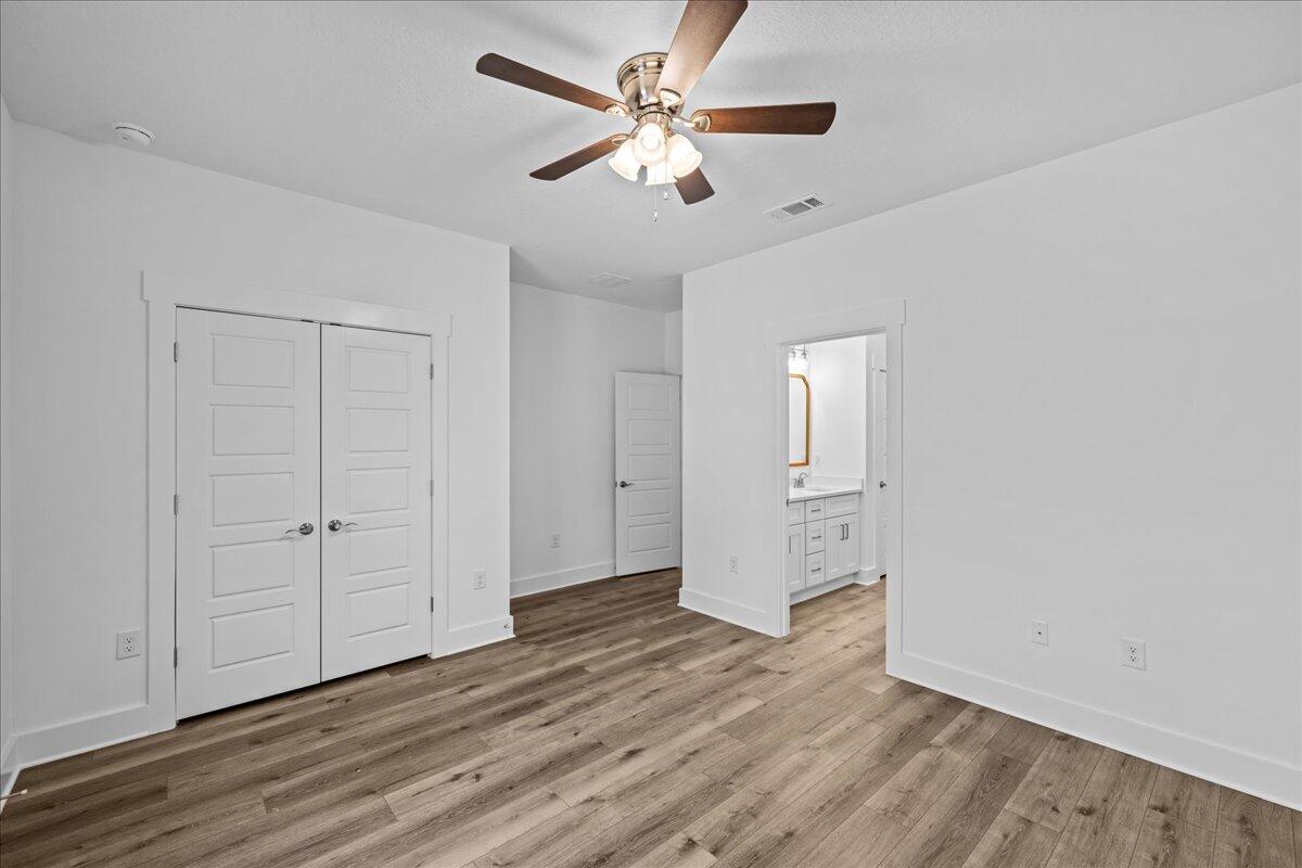 COLLEGE WOOD - Residential