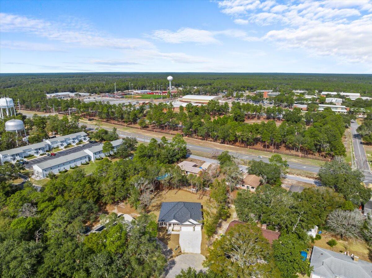 COLLEGE WOOD - Residential