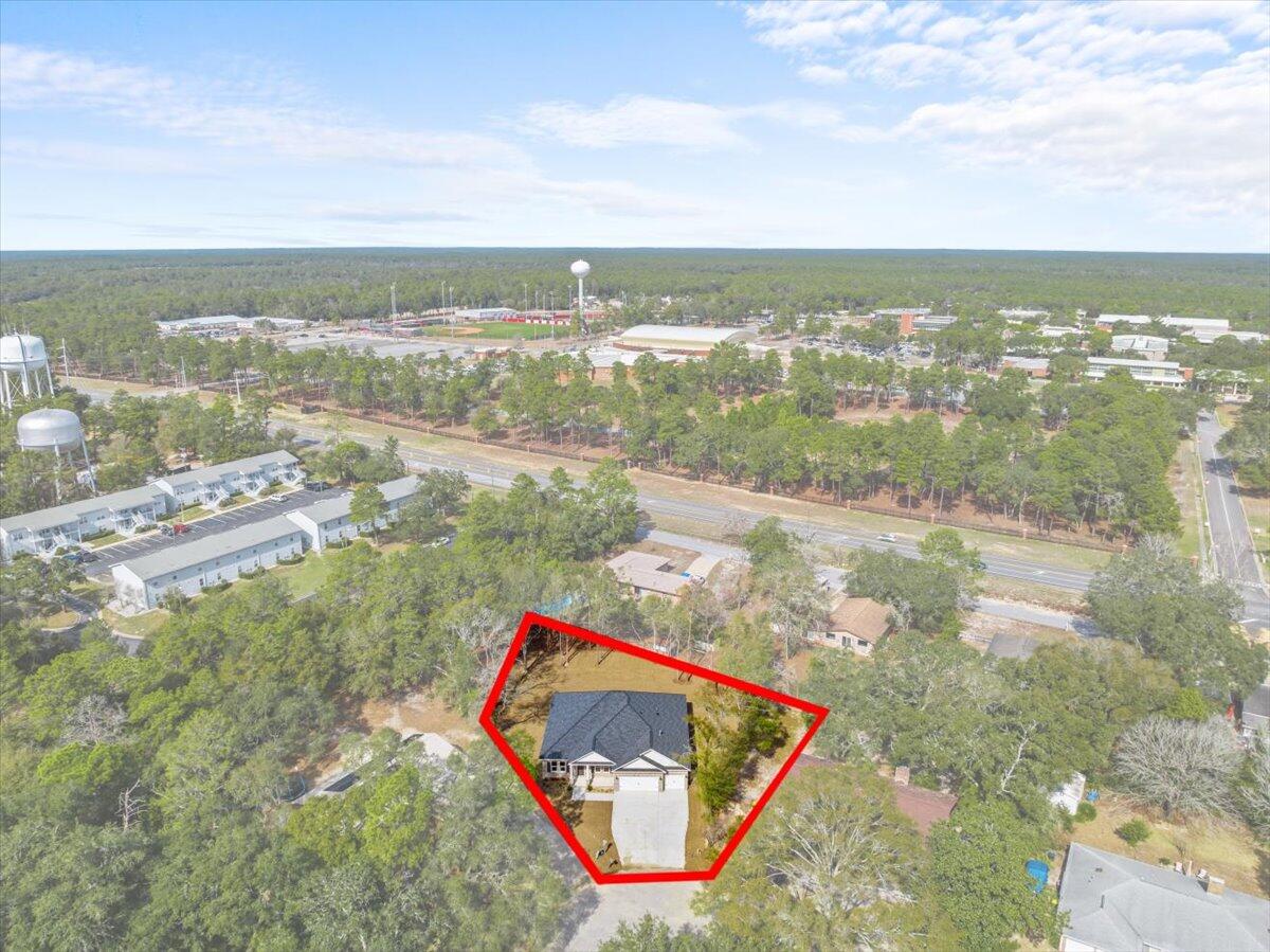 COLLEGE WOOD - Residential