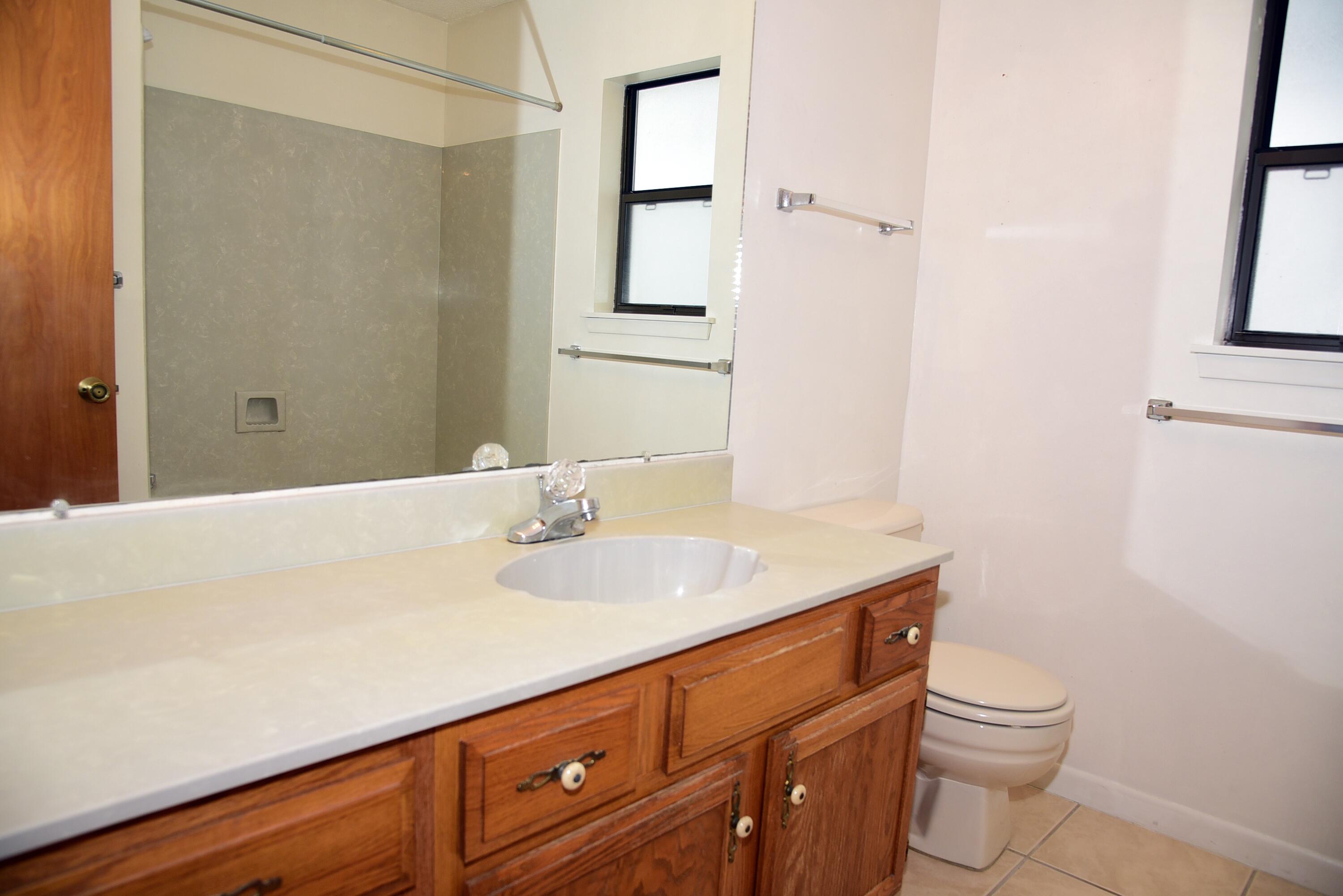 CEDAR RIDGE - Residential Lease