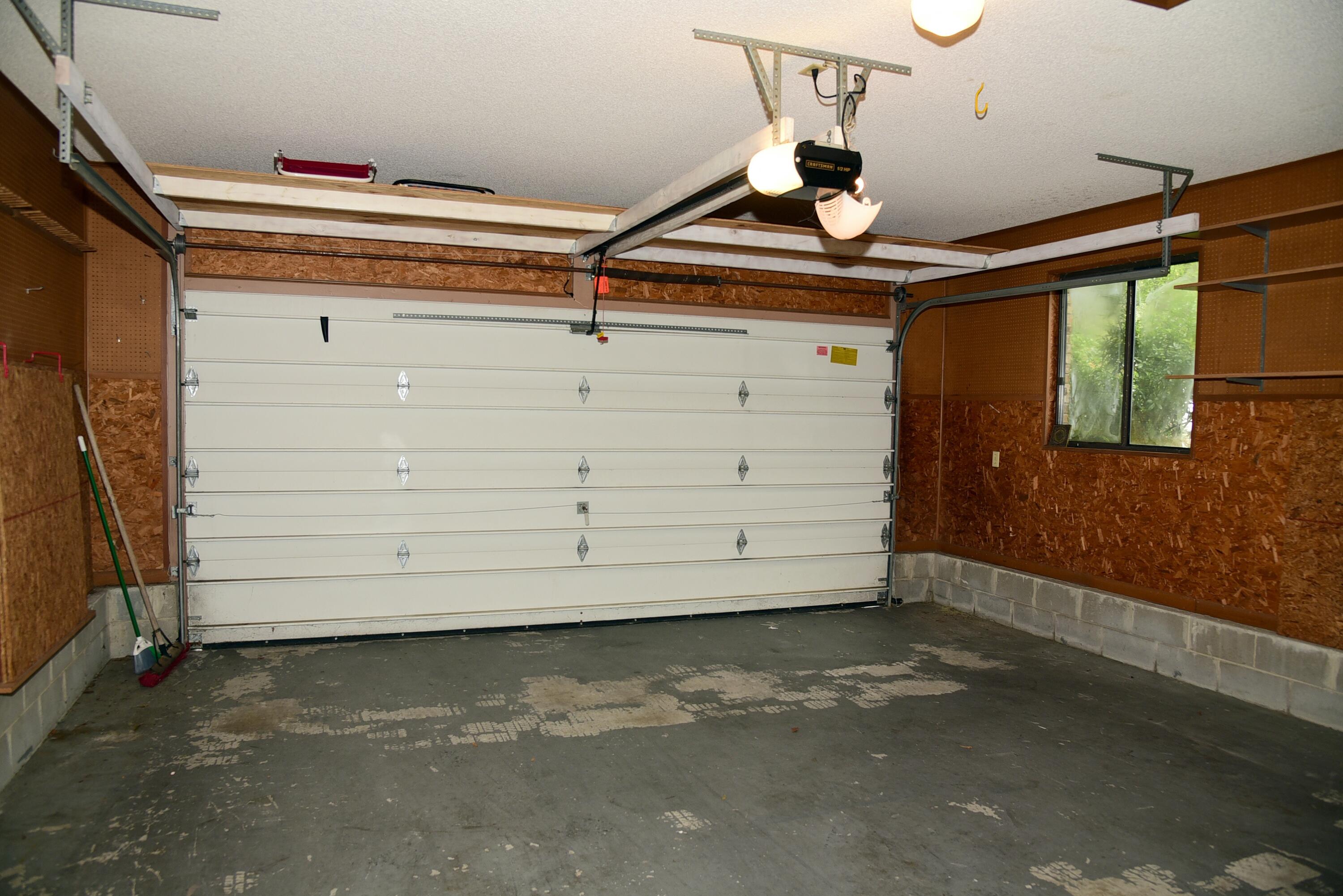 CEDAR RIDGE - Residential Lease