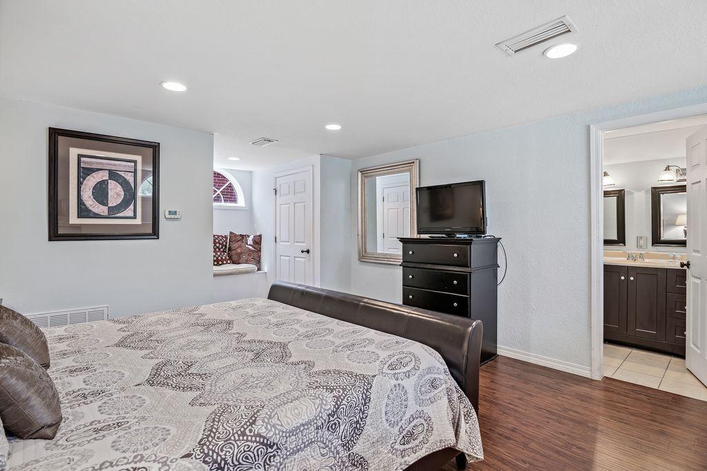 Fishermans Village Condo - Residential