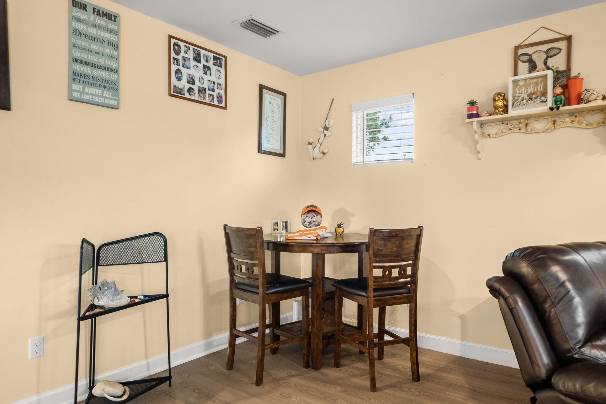 LAGUNA BEACH 7TH ADDN - Residential