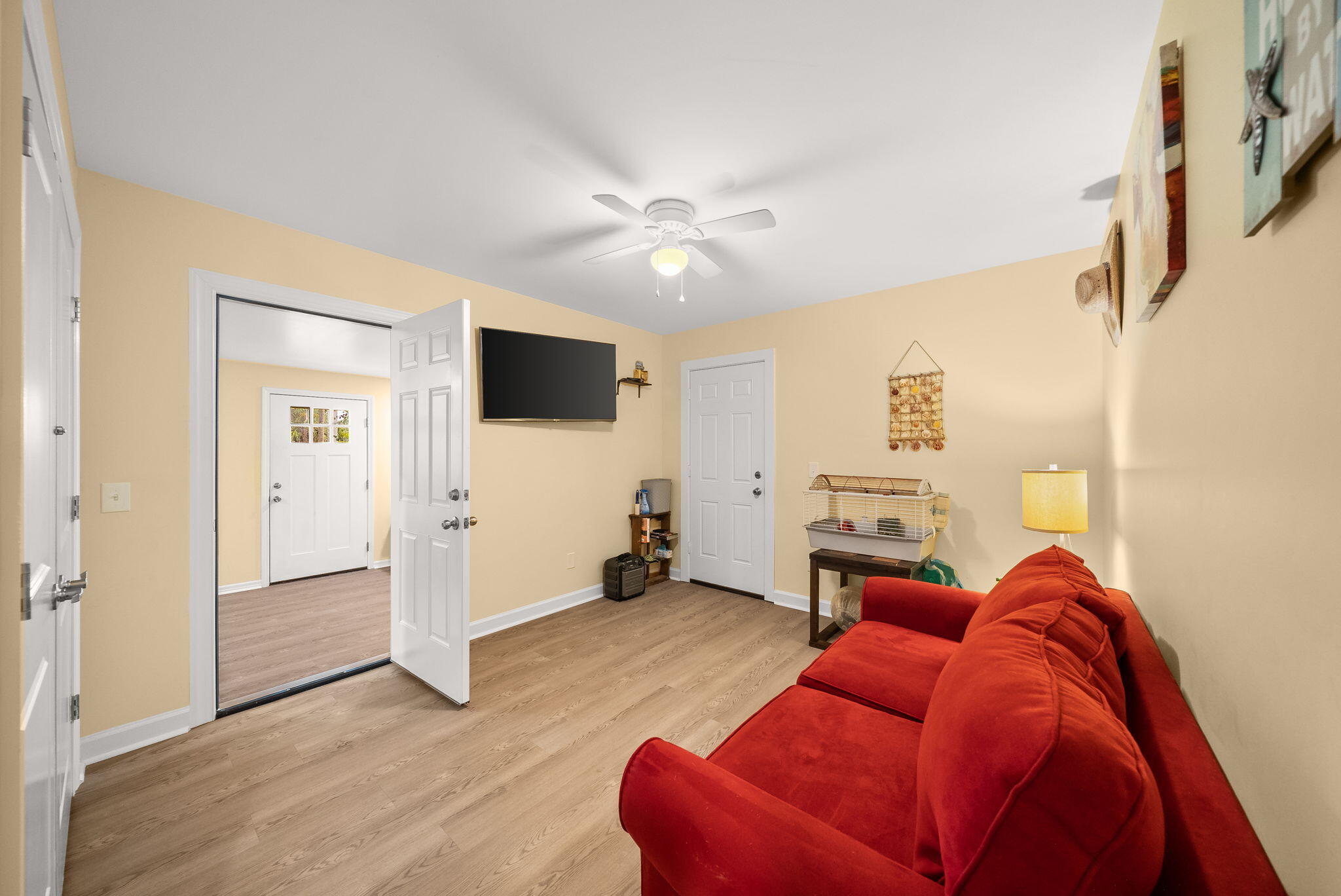 LAGUNA BEACH 7TH ADDN - Residential