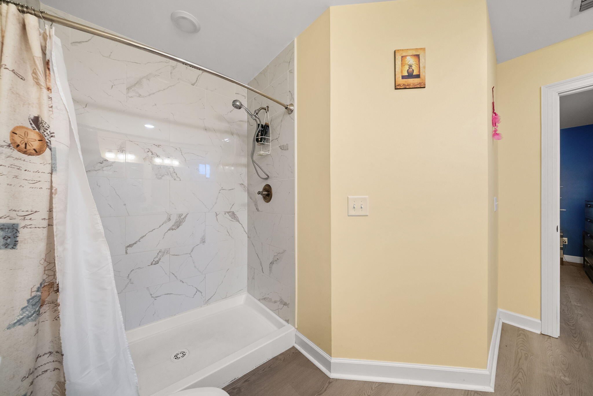 LAGUNA BEACH 7TH ADDN - Residential