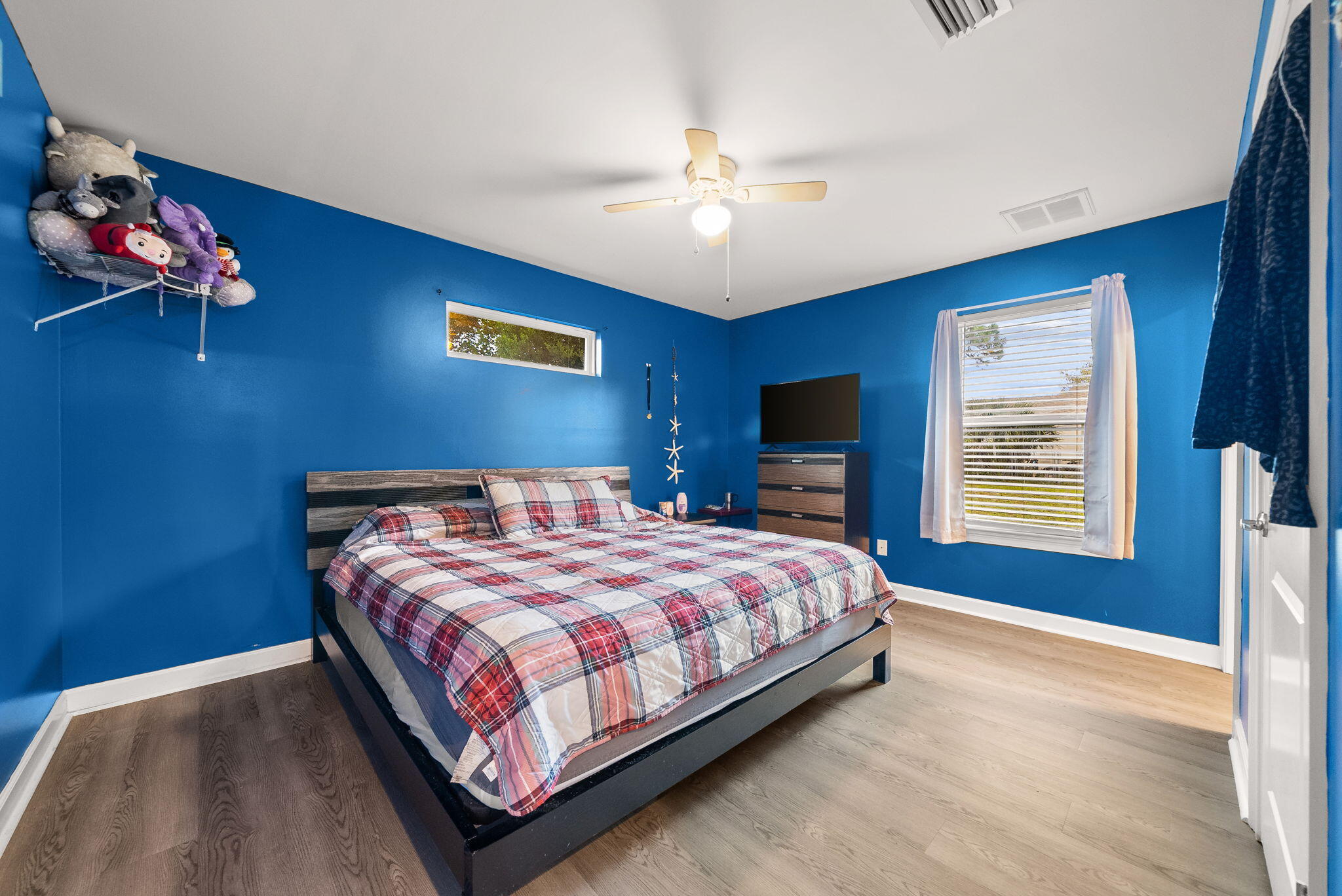 LAGUNA BEACH 7TH ADDN - Residential