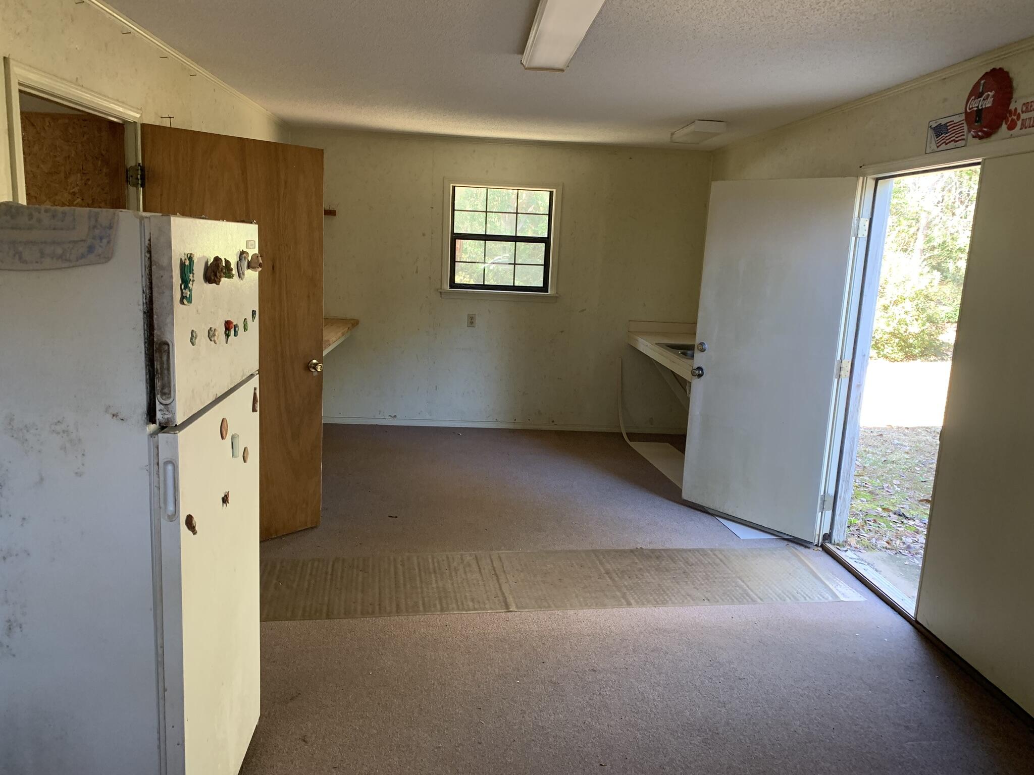 NORTH SUPERGROUP - Residential Lease