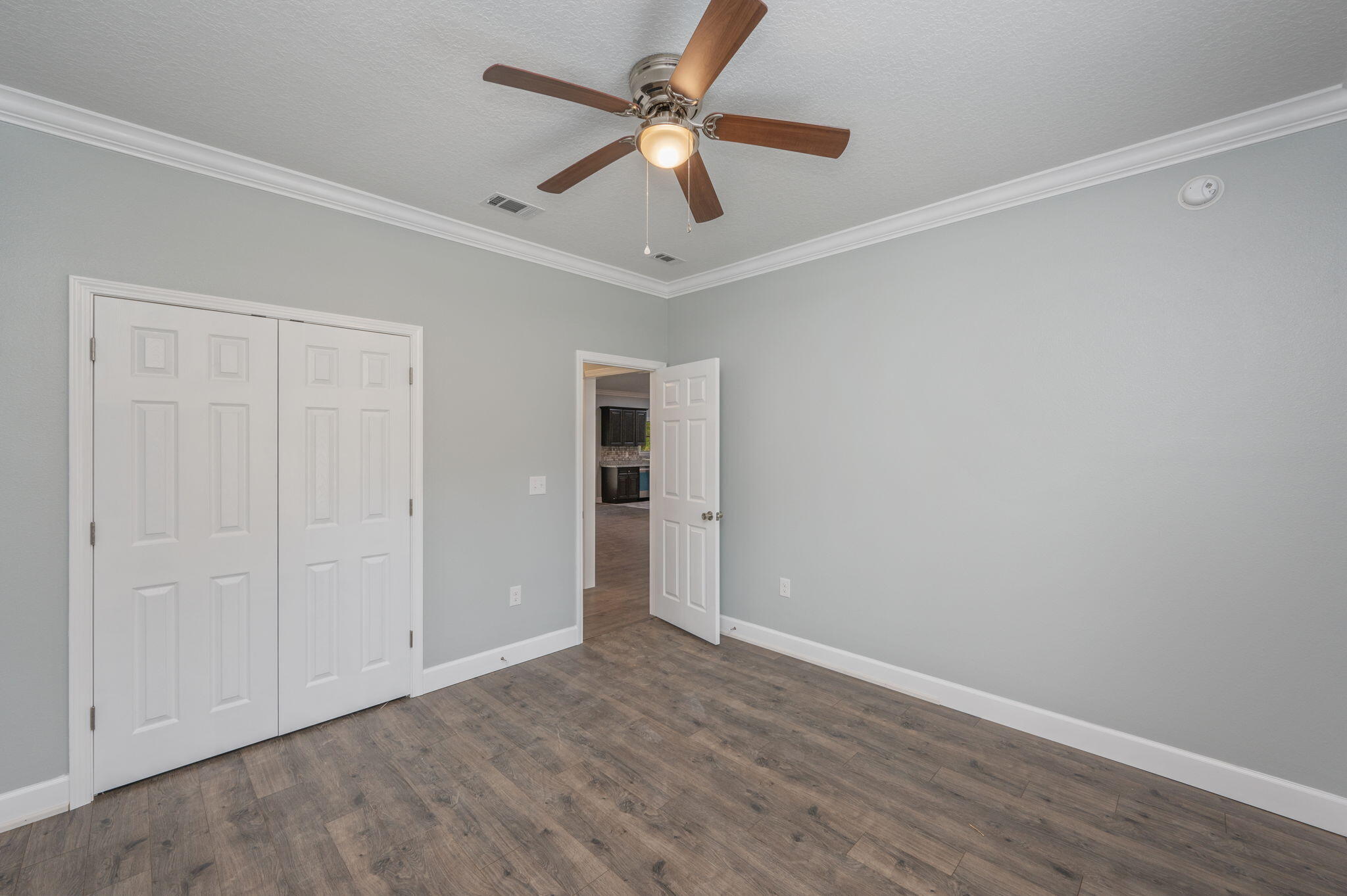 COUNTRY CLUB ESTATES PH 2 - Residential