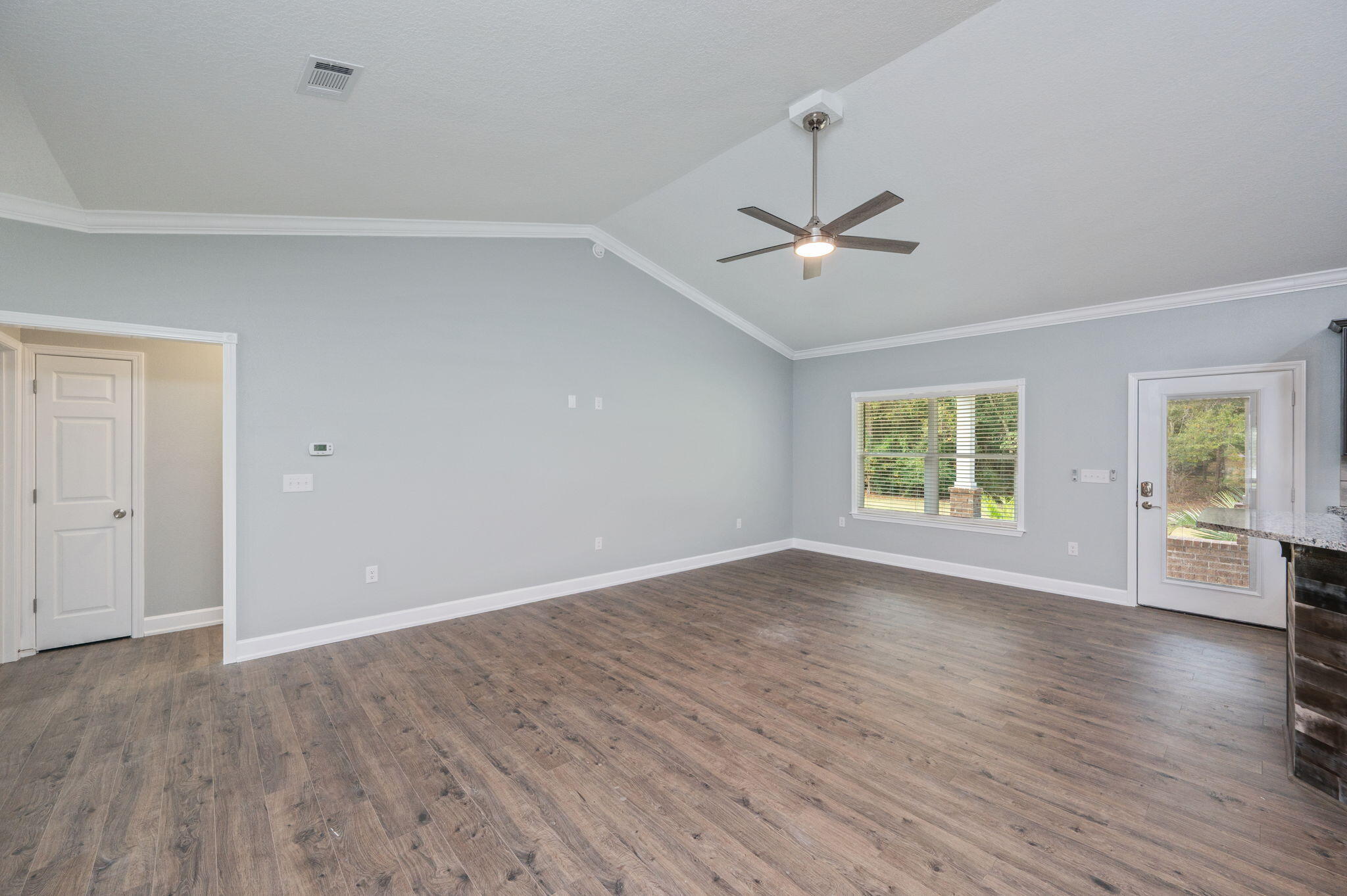 COUNTRY CLUB ESTATES PH 2 - Residential