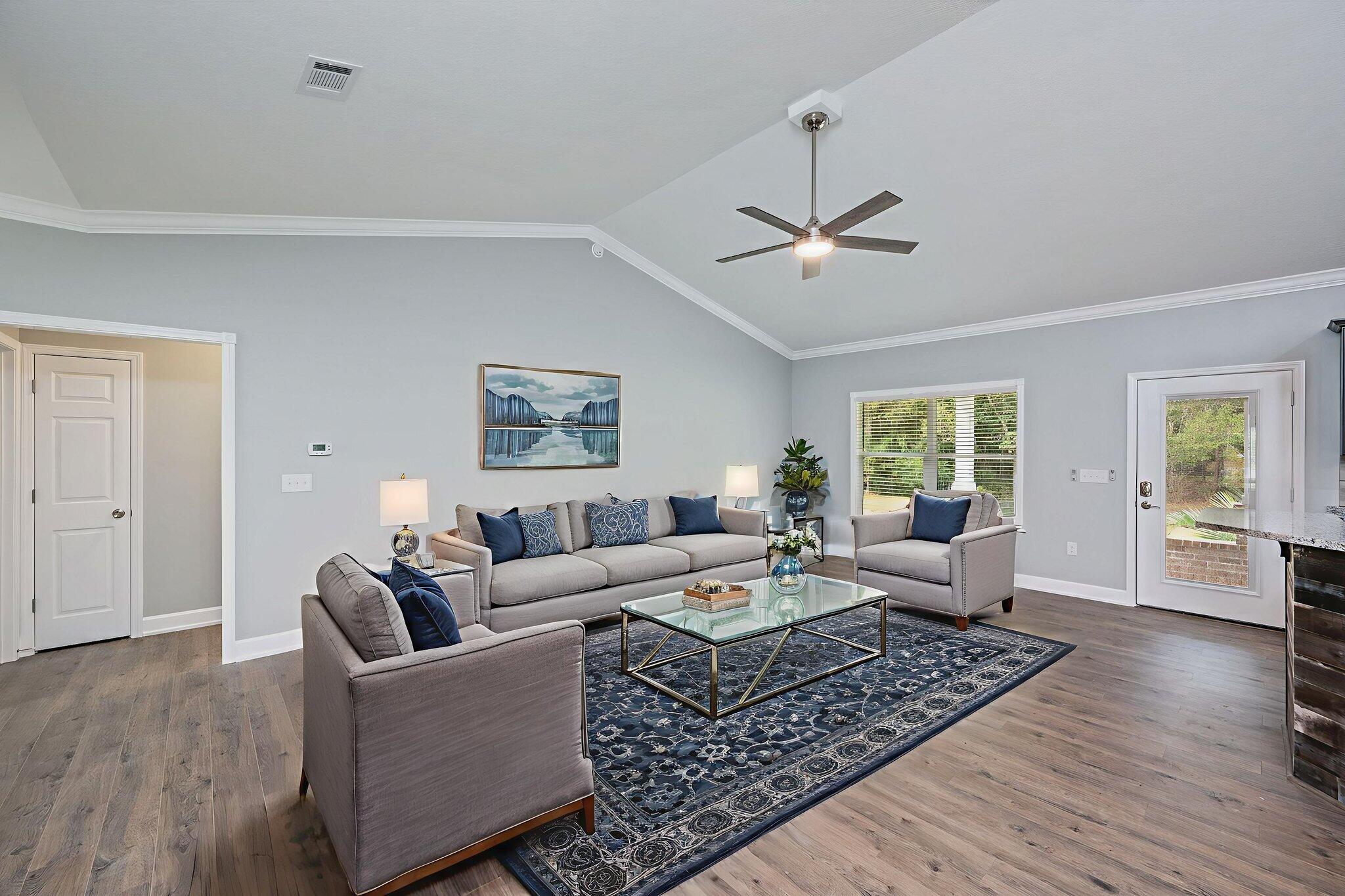 COUNTRY CLUB ESTATES PH 2 - Residential