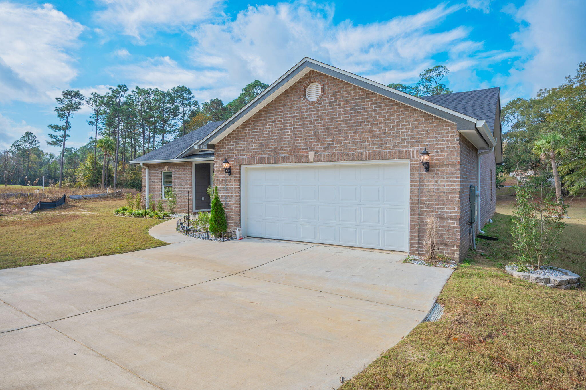 COUNTRY CLUB ESTATES PH 2 - Residential