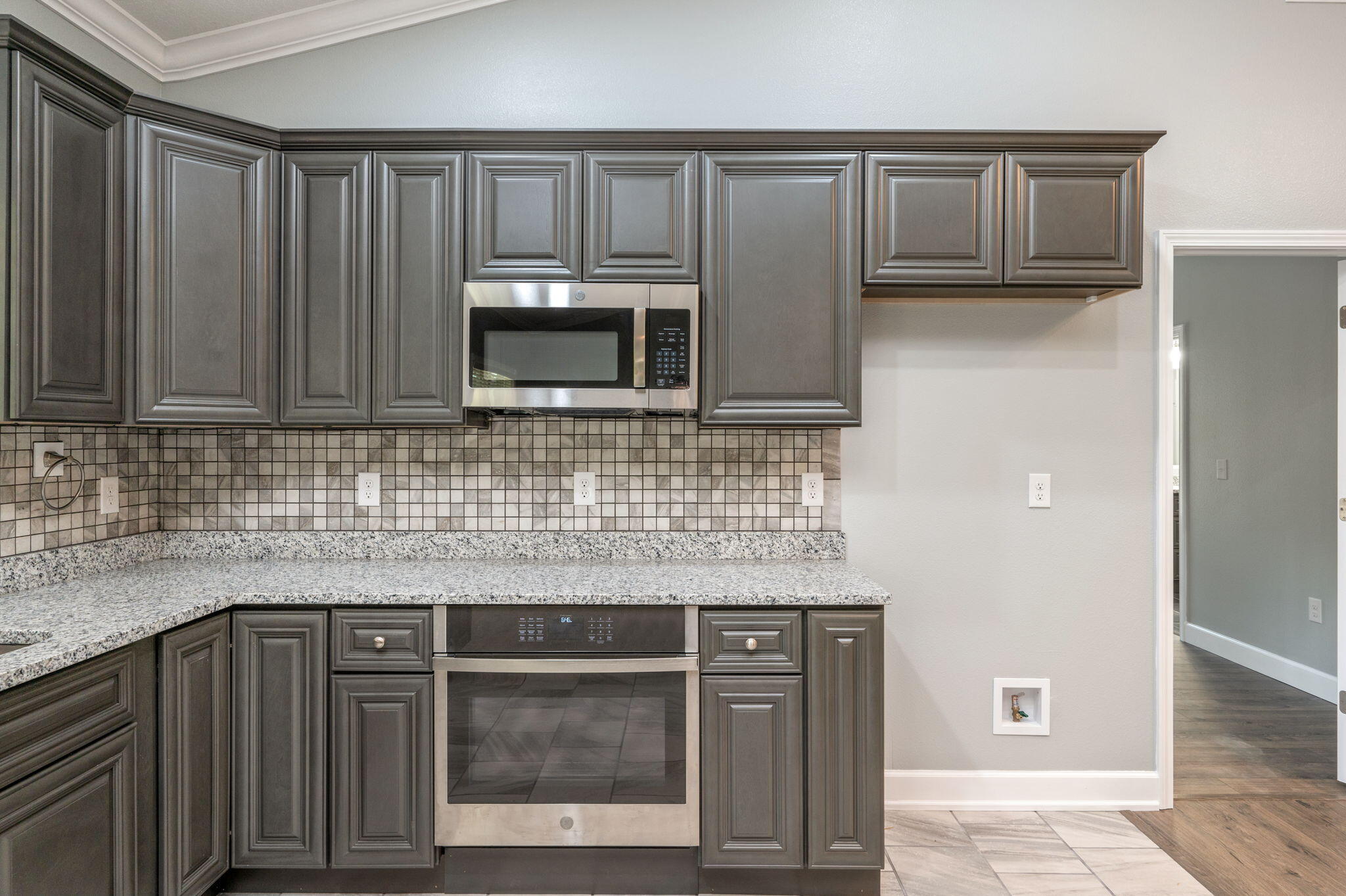 COUNTRY CLUB ESTATES PH 2 - Residential