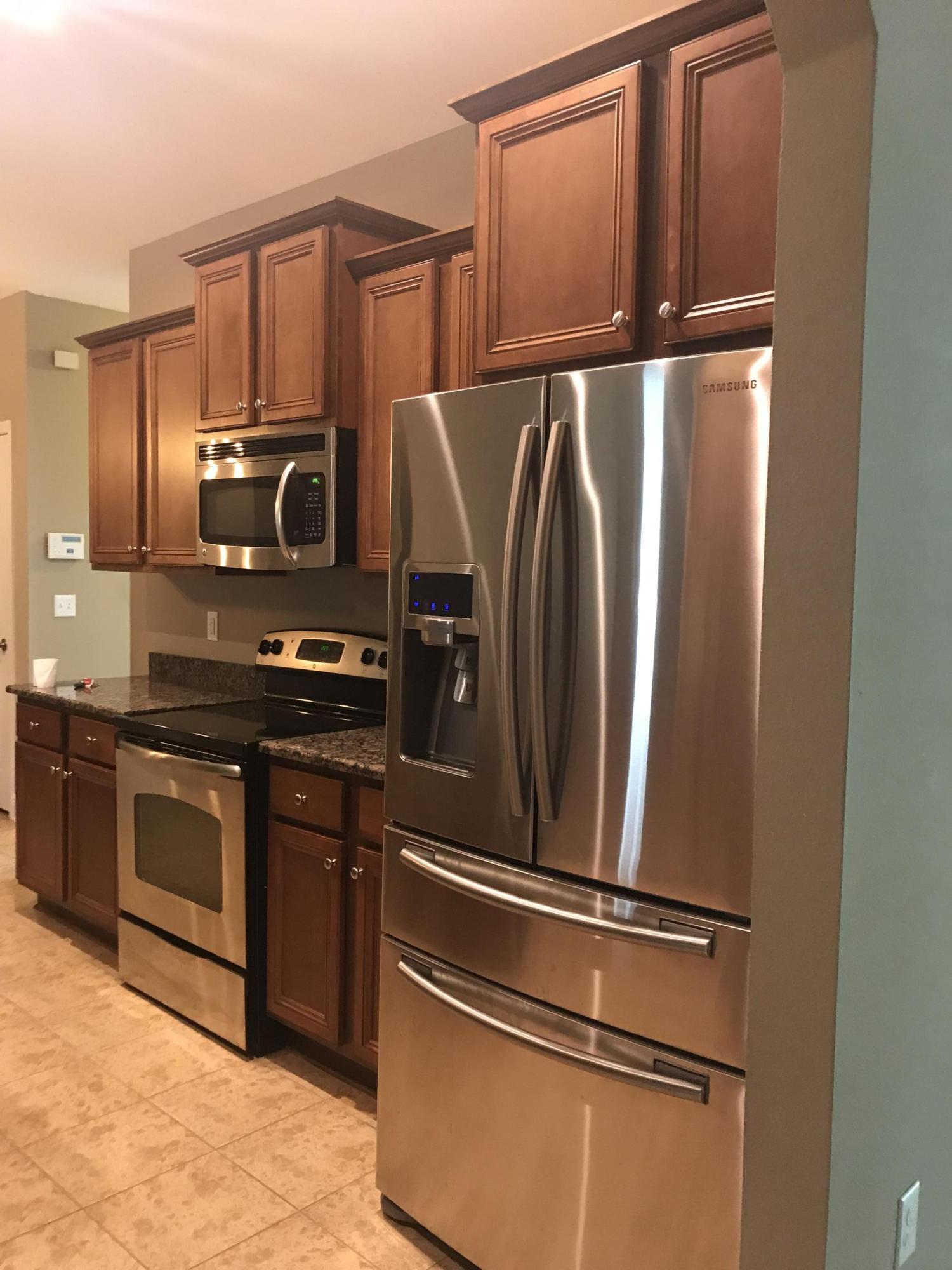 FOX VALLEY - Residential