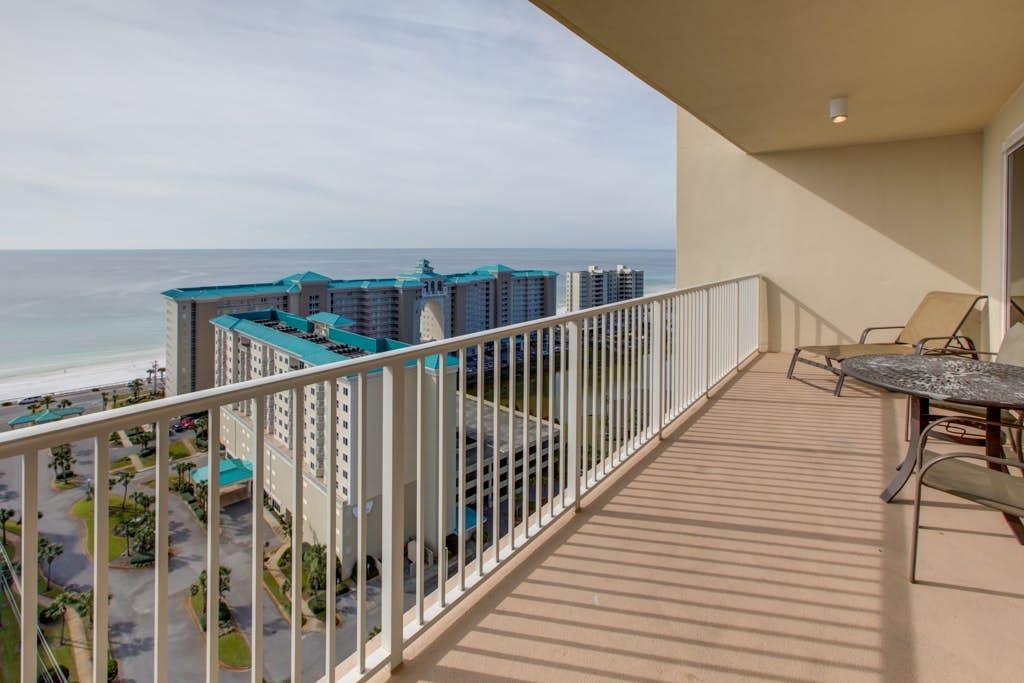 ARIEL DUNES - Residential