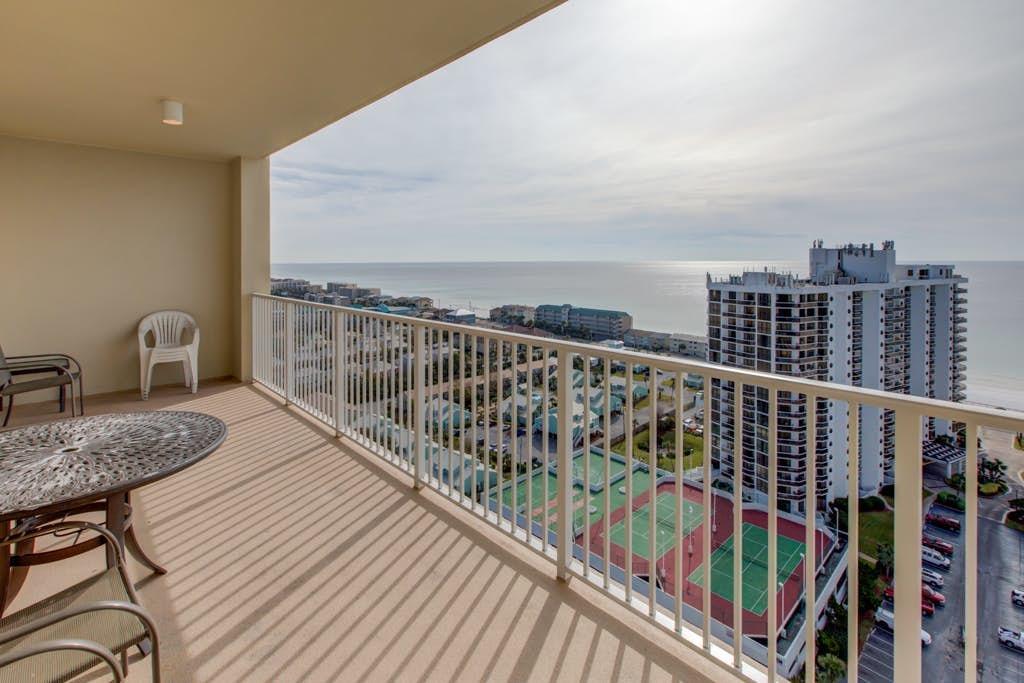 ARIEL DUNES - Residential